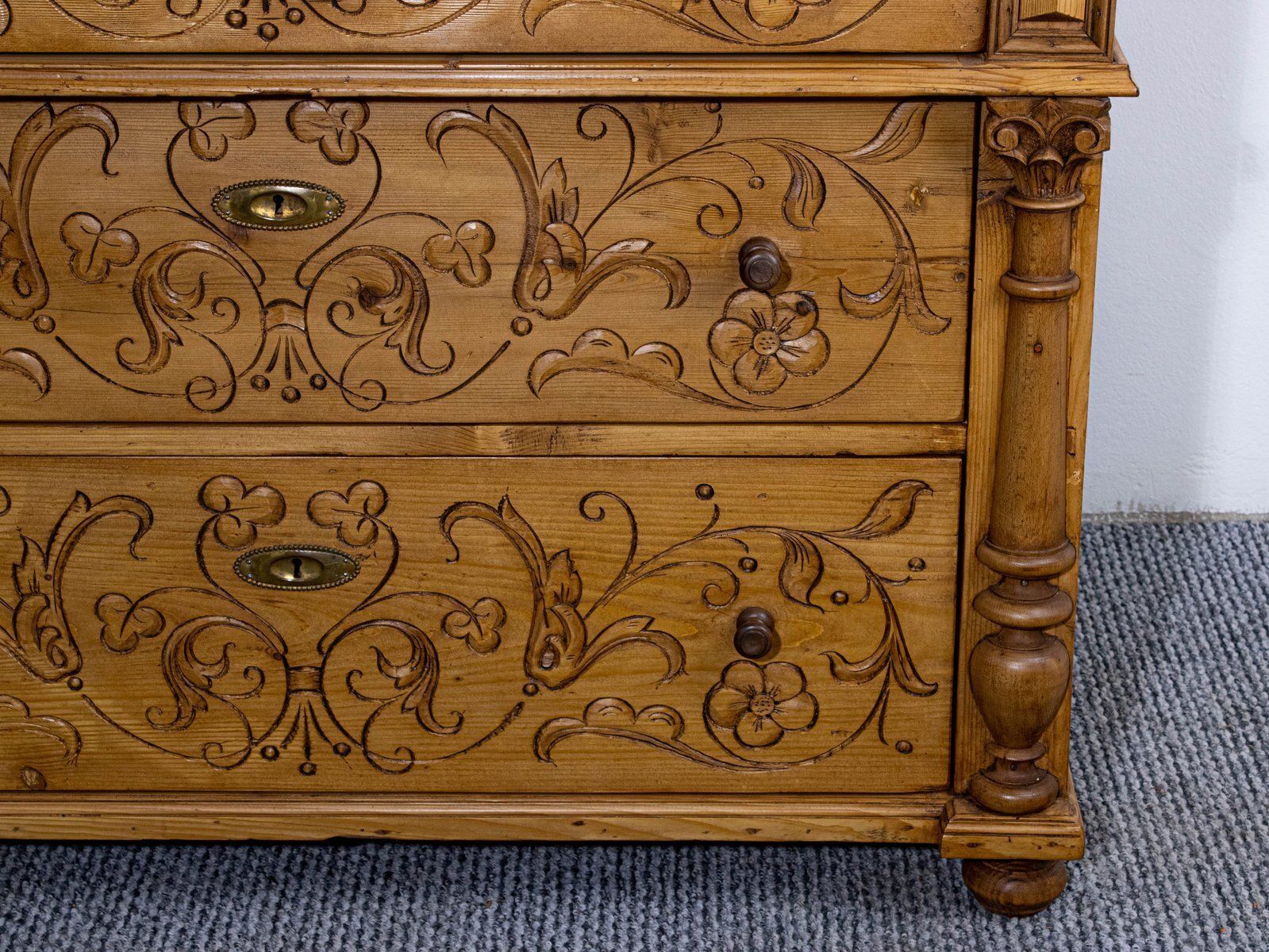Antique Waxed Stripped Pine Chest Of 3 Drawers, Late 19th Century photo for sale