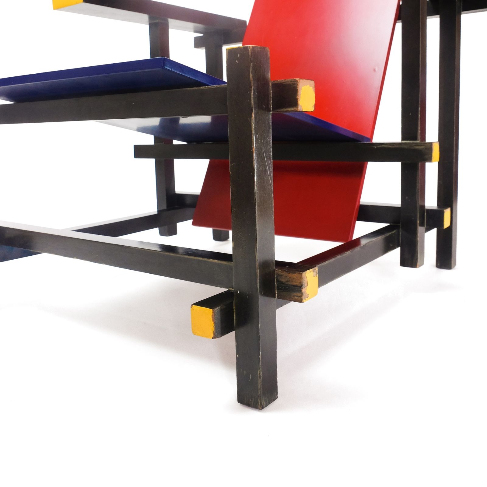 Modernist Design Rietveld Red & Blue Chair By Cassina, 1970s photo furniture