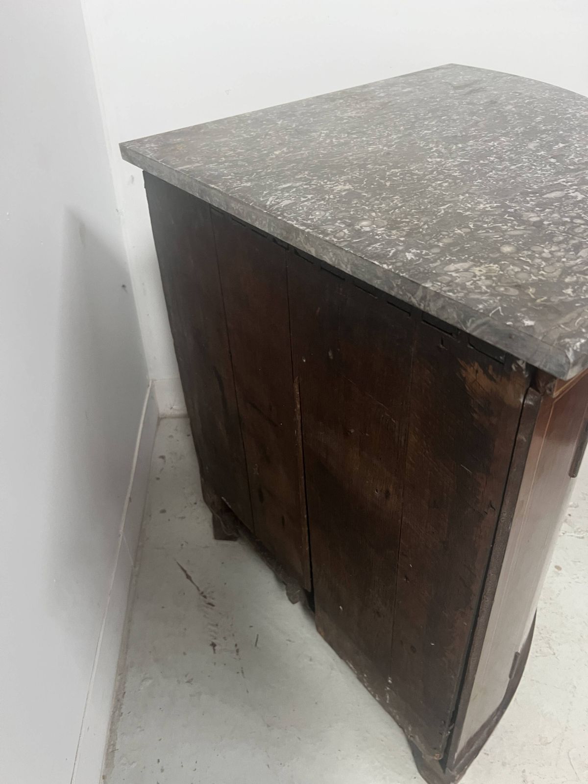 photo furniture Half Moon Corner Cabinet In Louis XVI Style, 19th Century