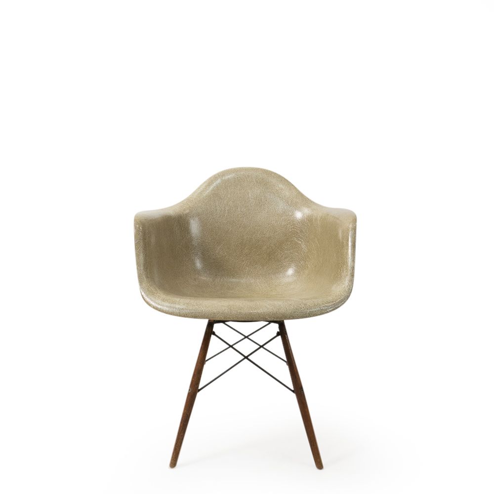 Paw Swivel Base Armchair By Charles & Ray Eames For Zenith Plastics, 1940s photo furniture