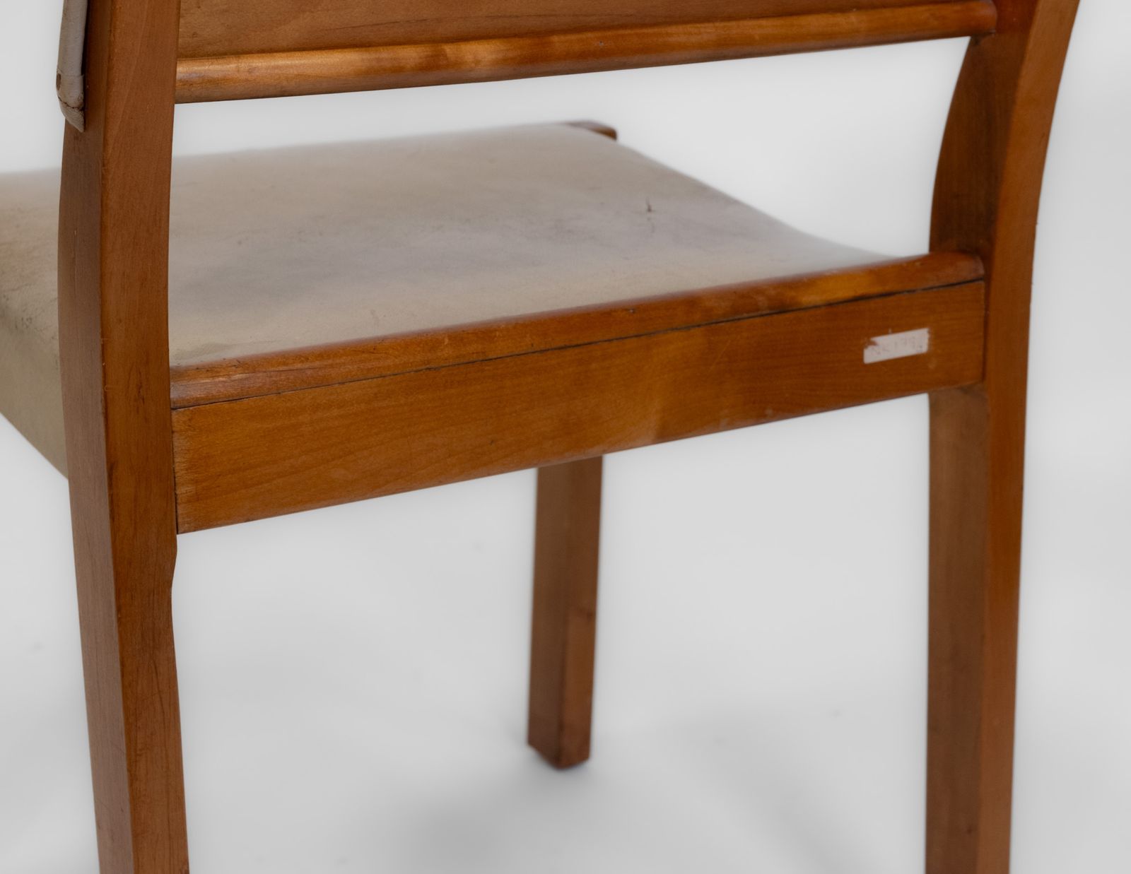 Alvar Aalto Birch & Leather Chair 611 photo Furniture