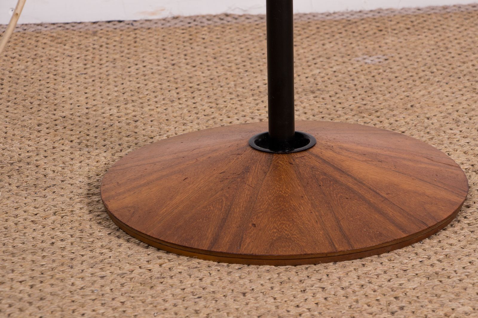 Grand lampadaire inclinable en acier et teck, 190 cm, par Georges Frydman, 1960. photo 2350.0