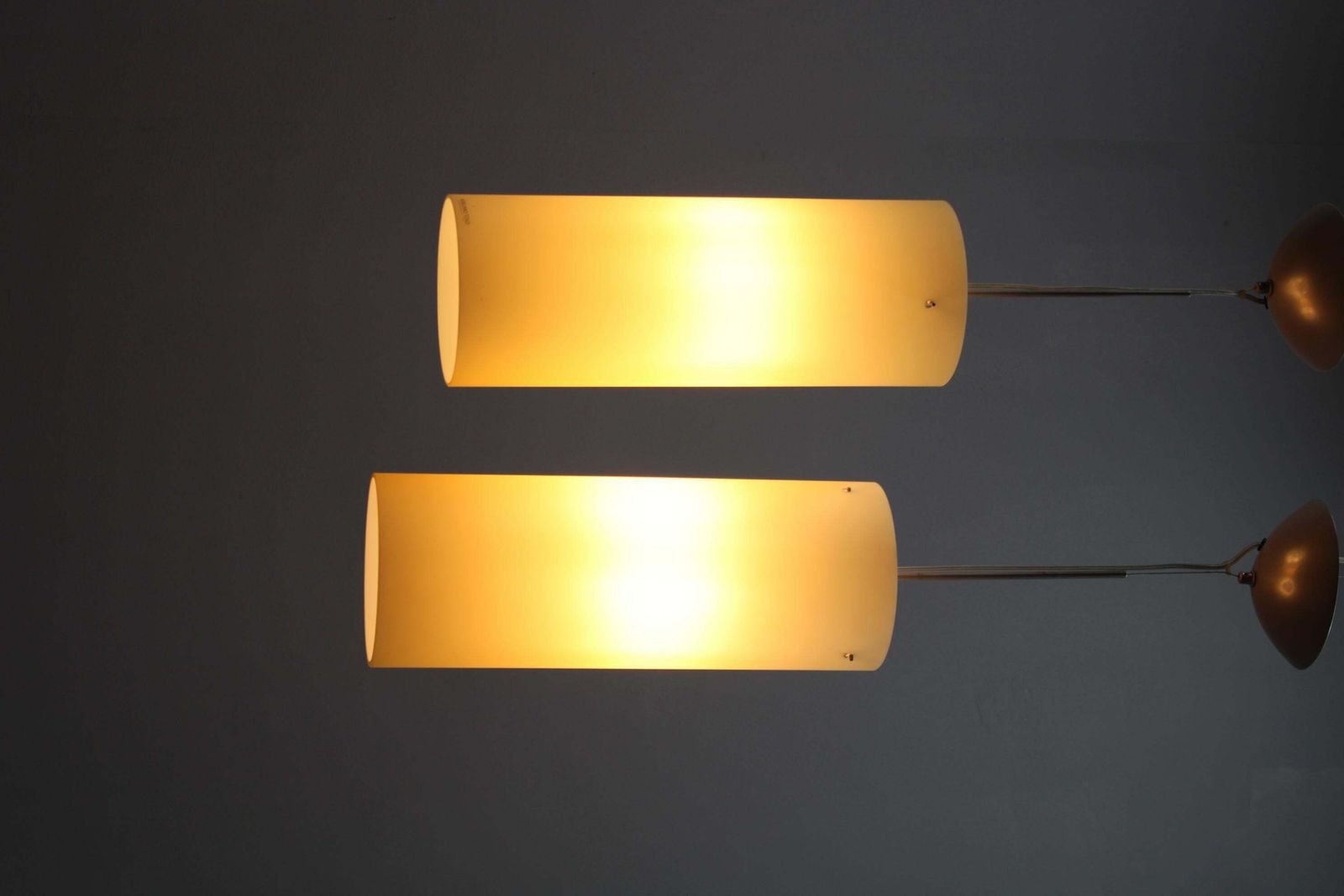 Lighting 1980s Pair Of Aureliano Toso Glass Pendant Lights, Italy photo