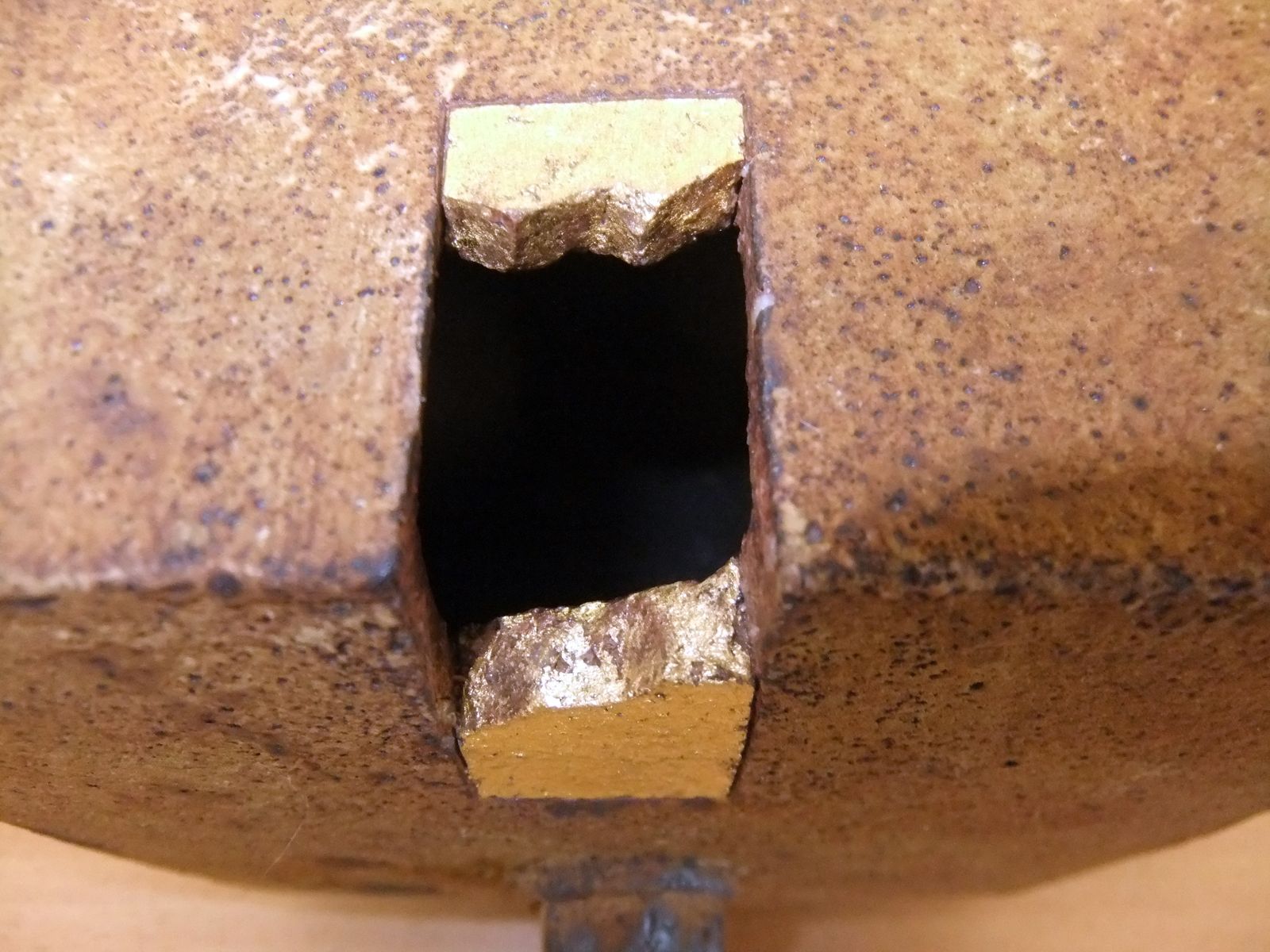 photo vinterior Kazuhito Satoh Slab Built Sculptural Vase Made To Look Like A Rusted Iron Container.