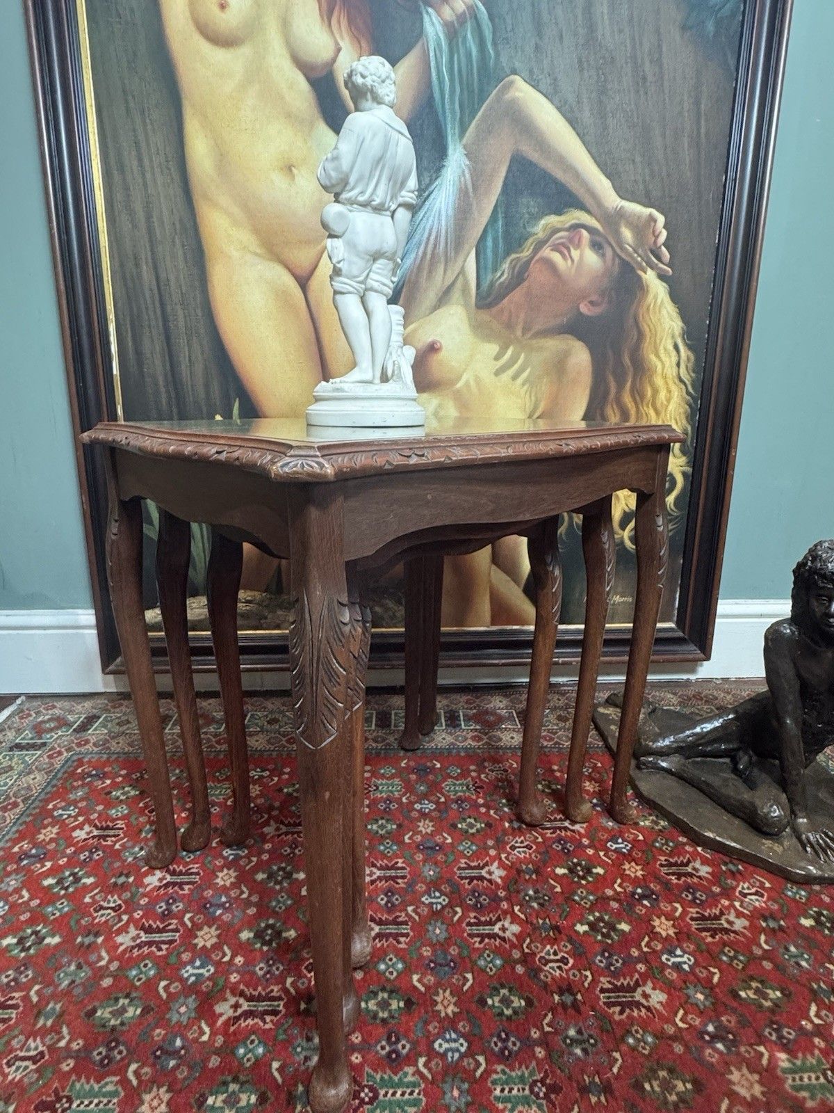 Regency Queen Anne Style Nest Of Three Tables In Rich Mahogany photo 225.0