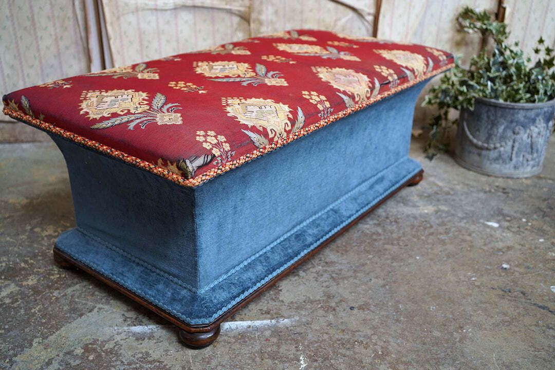 An Early Victorian Mahogany Framed Country House Ottoman C.1840 photo buy