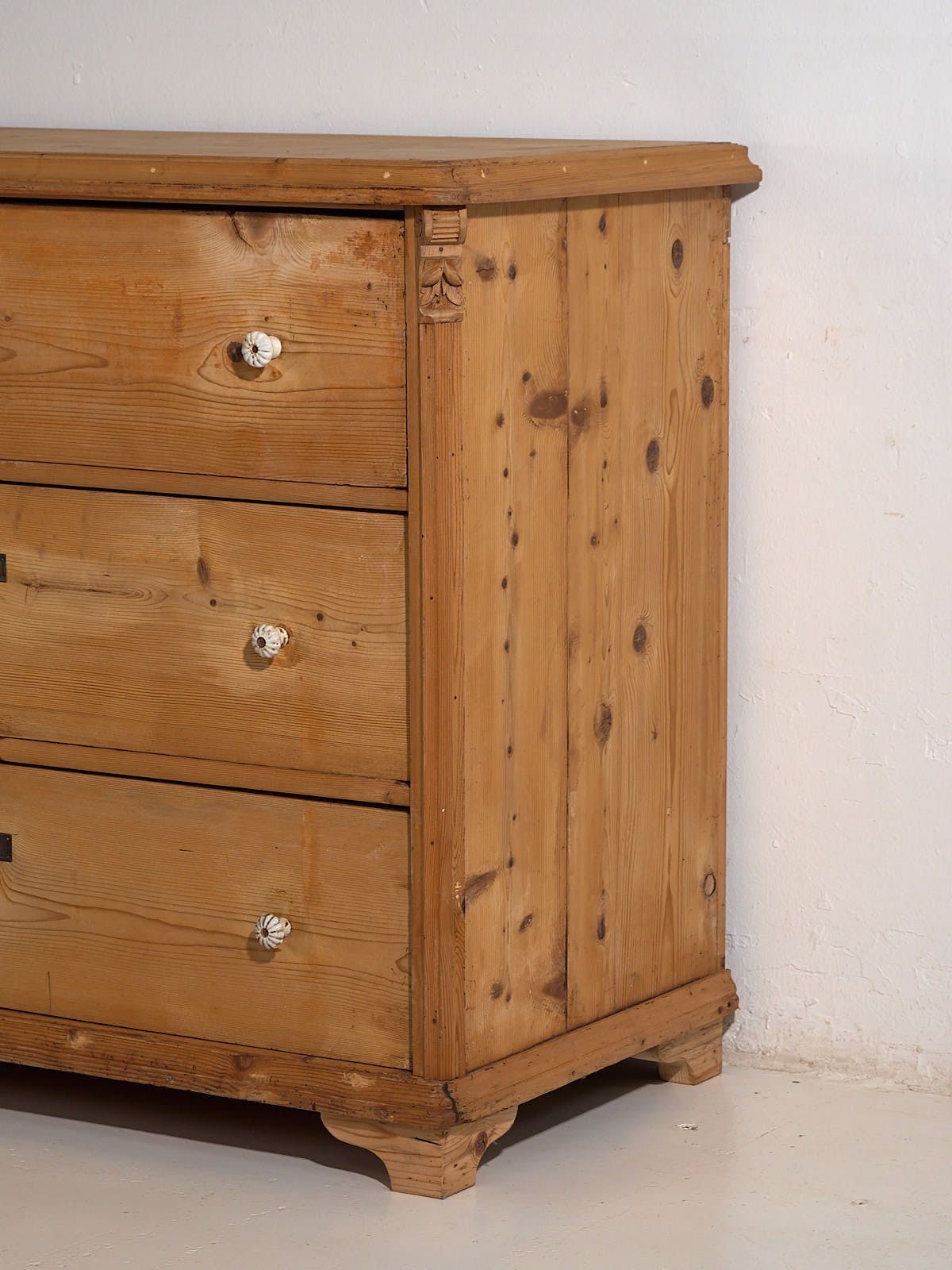 Large Antique Chest Of Drawers photo vinterior