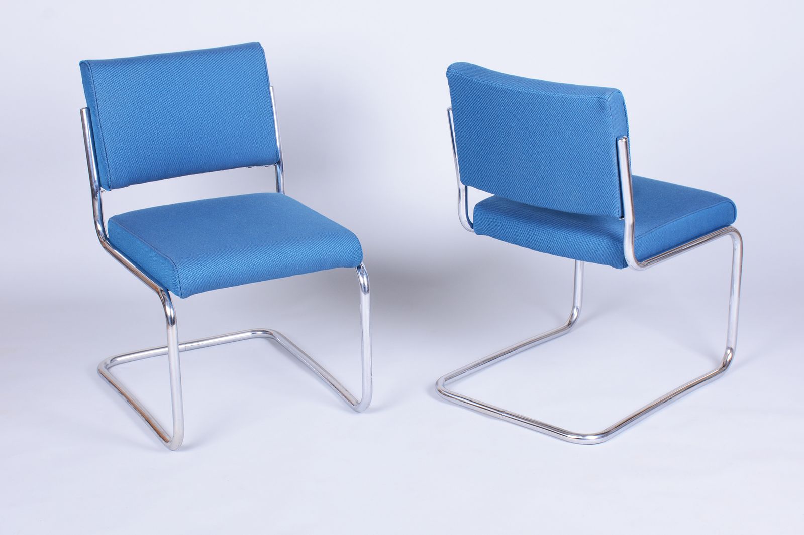 Pair Of Restored Bauhaus Chairs, By Hynek Gottwald, Chrome, Czech, 1930s