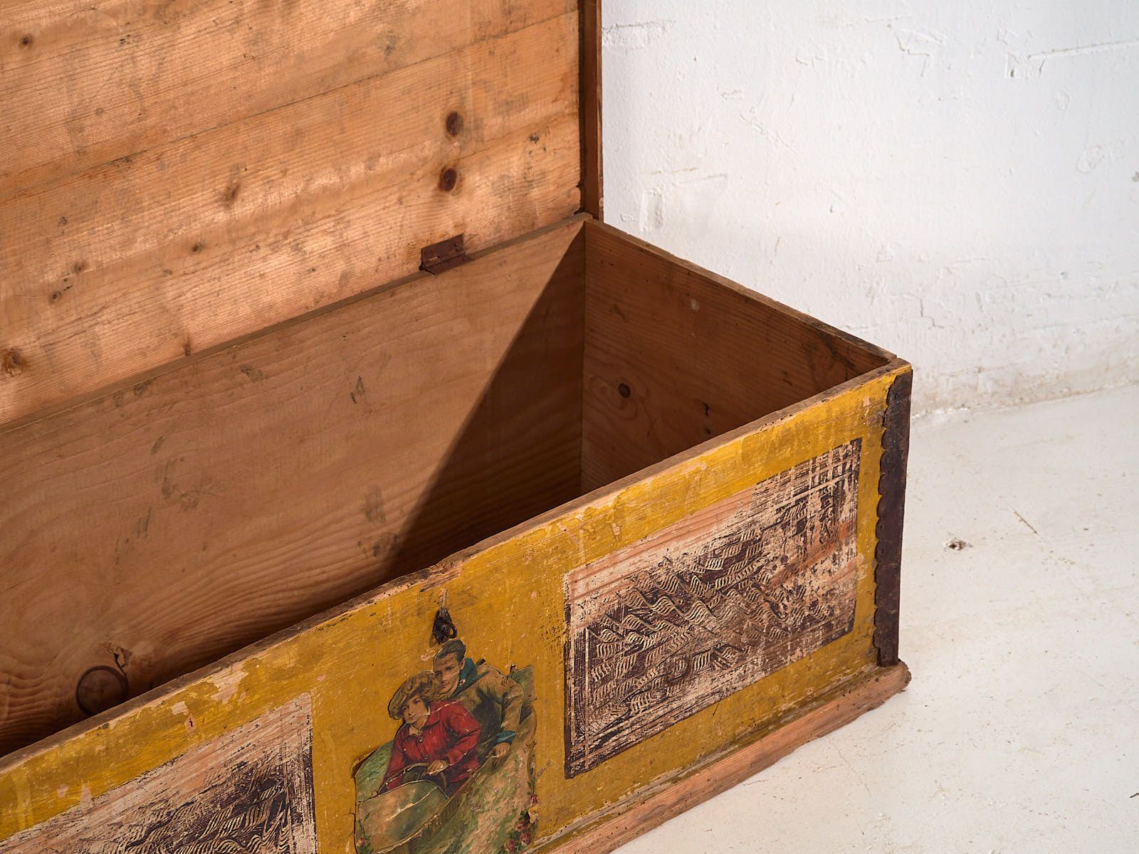 Antique Trunk With Metal Structure (C.1920) #2 photo Furniture
