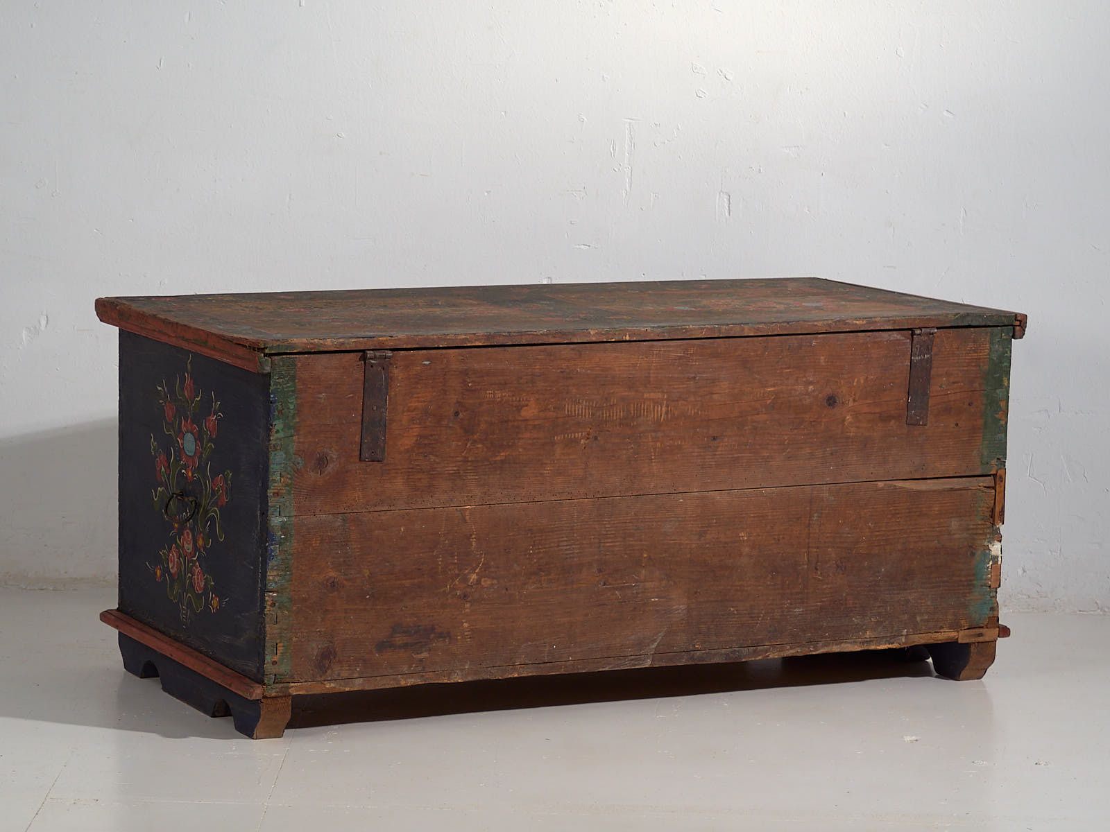 photo for sale Antique Trunk With Floral Motifs (C.1870) #67
