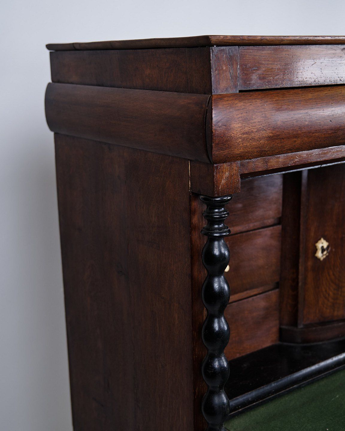 Secretary – Polished Oak – Green Felt Cloth & Brass Handles – 4 Drawers – 1820s photo 1375.0