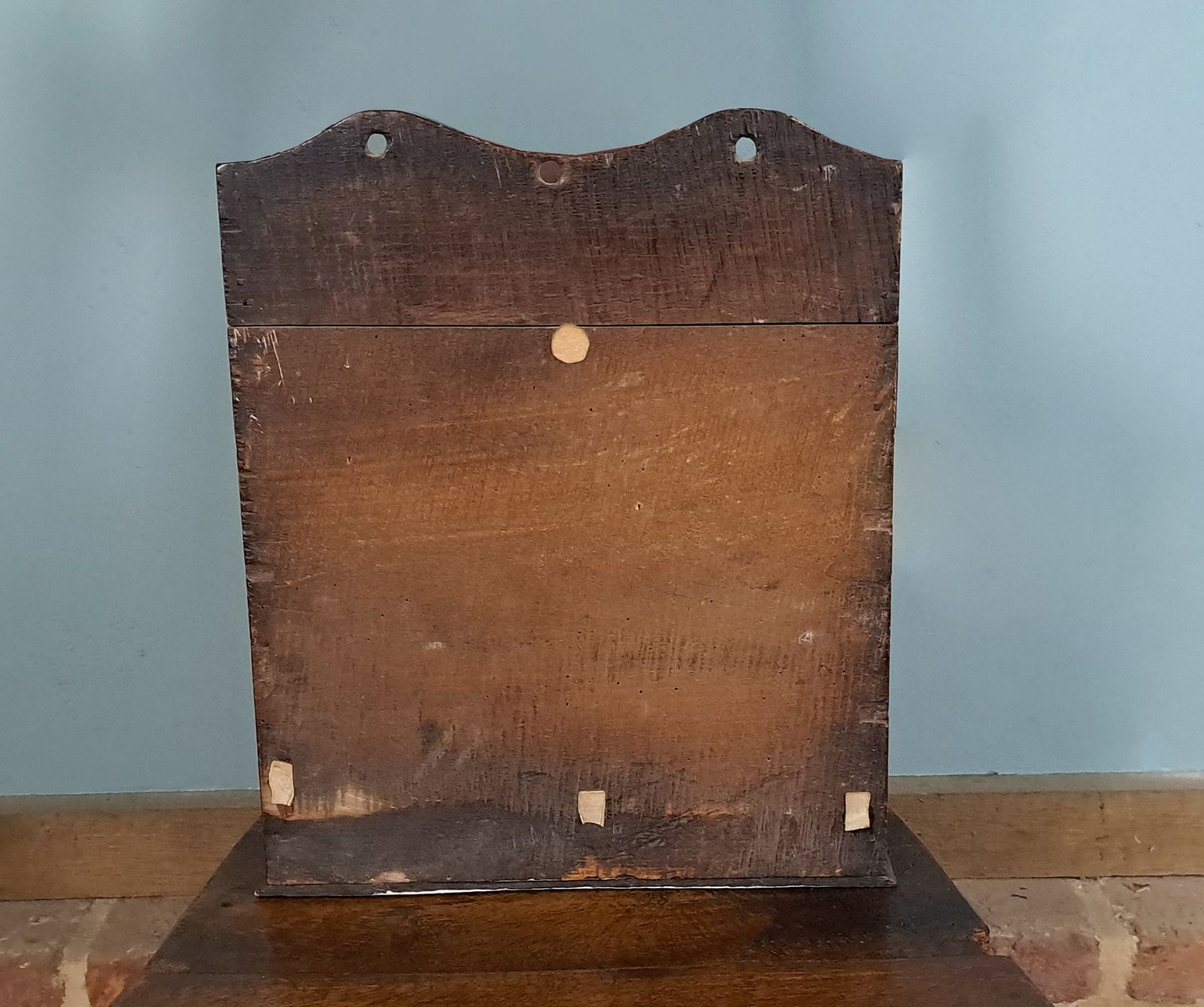 Queen Anne Candle Salt And Key Wall Hanging Elm Box C. 1710 photo Furniture