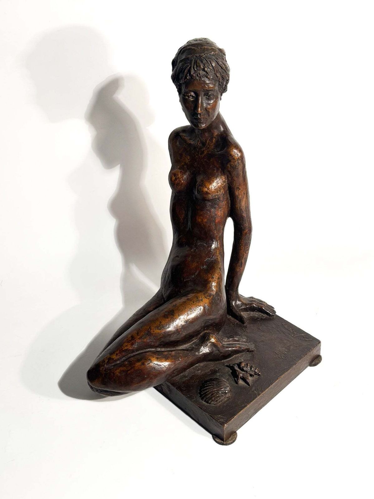 Bronze Sculpture Of A Lady By An Italian Artist From The 1920s photo buy