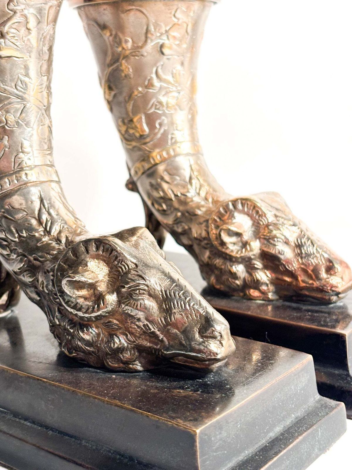photo furniture Pair Of Bronze Bookend Sculptures With Horn And Ram, 20th Century