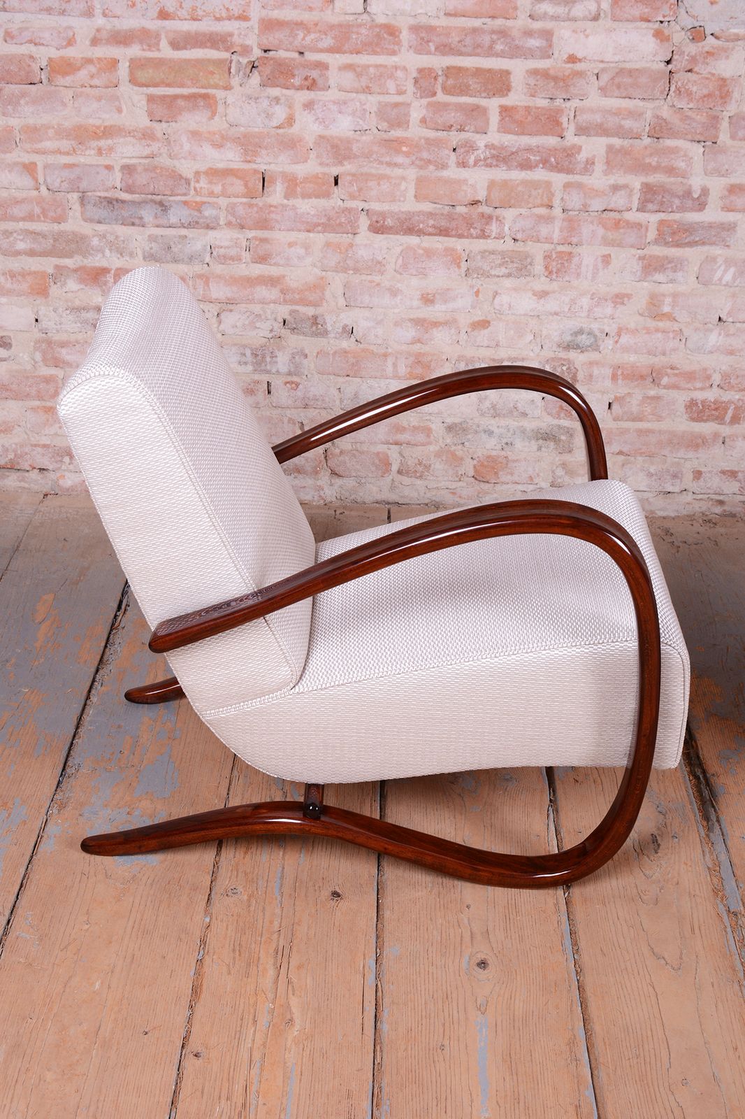 photo furniture Pair Of Restored Art Deco Armchairs, By J. Halabala, Up Zavody, Czech, 1930s