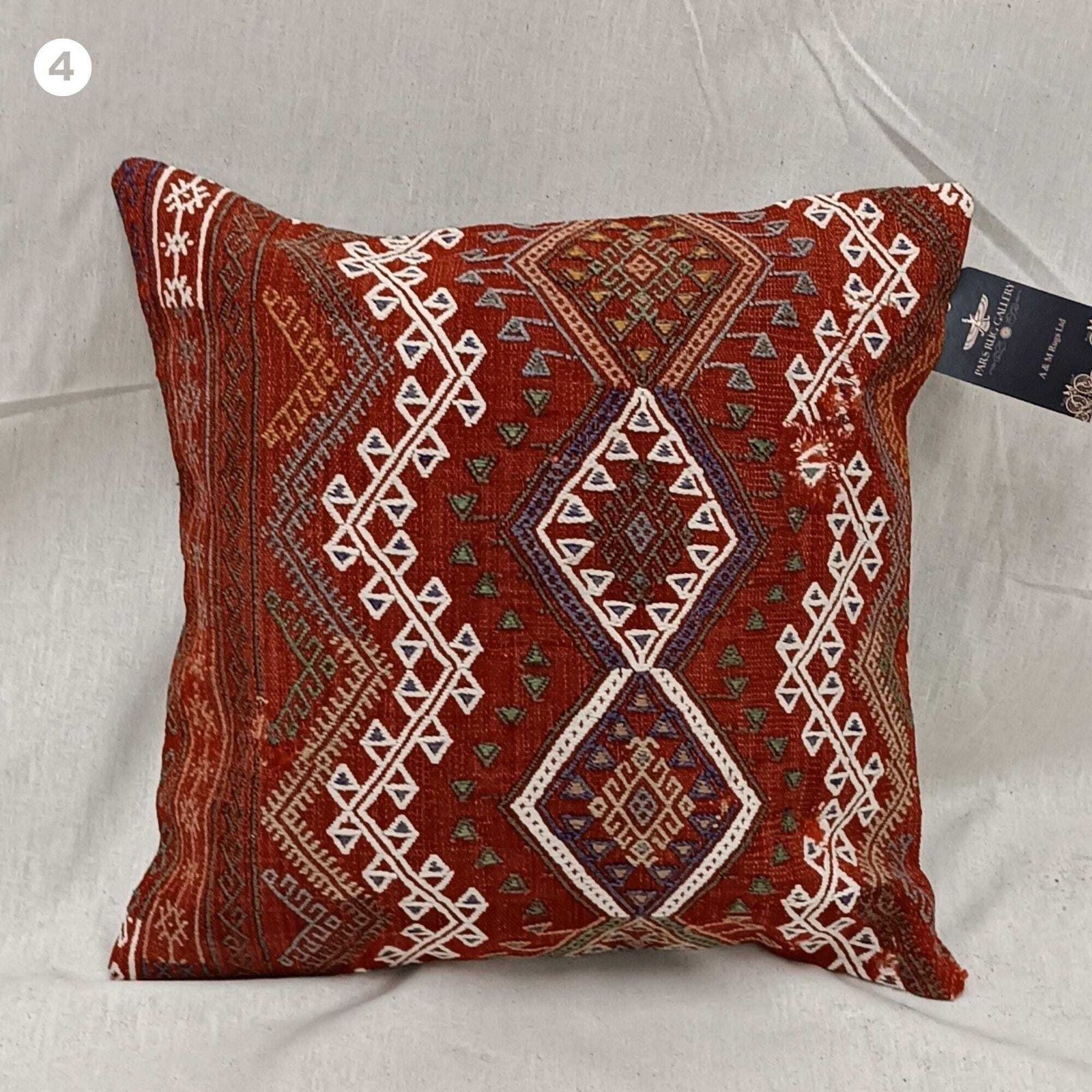 Traditional Turkish Kilim Cushion, 40x40 Cm Handmade Kilim Cushion, Vintage Kilim Pillow, Hand Knotted Pillow For Sofa, Couch Pillow photo 80.0