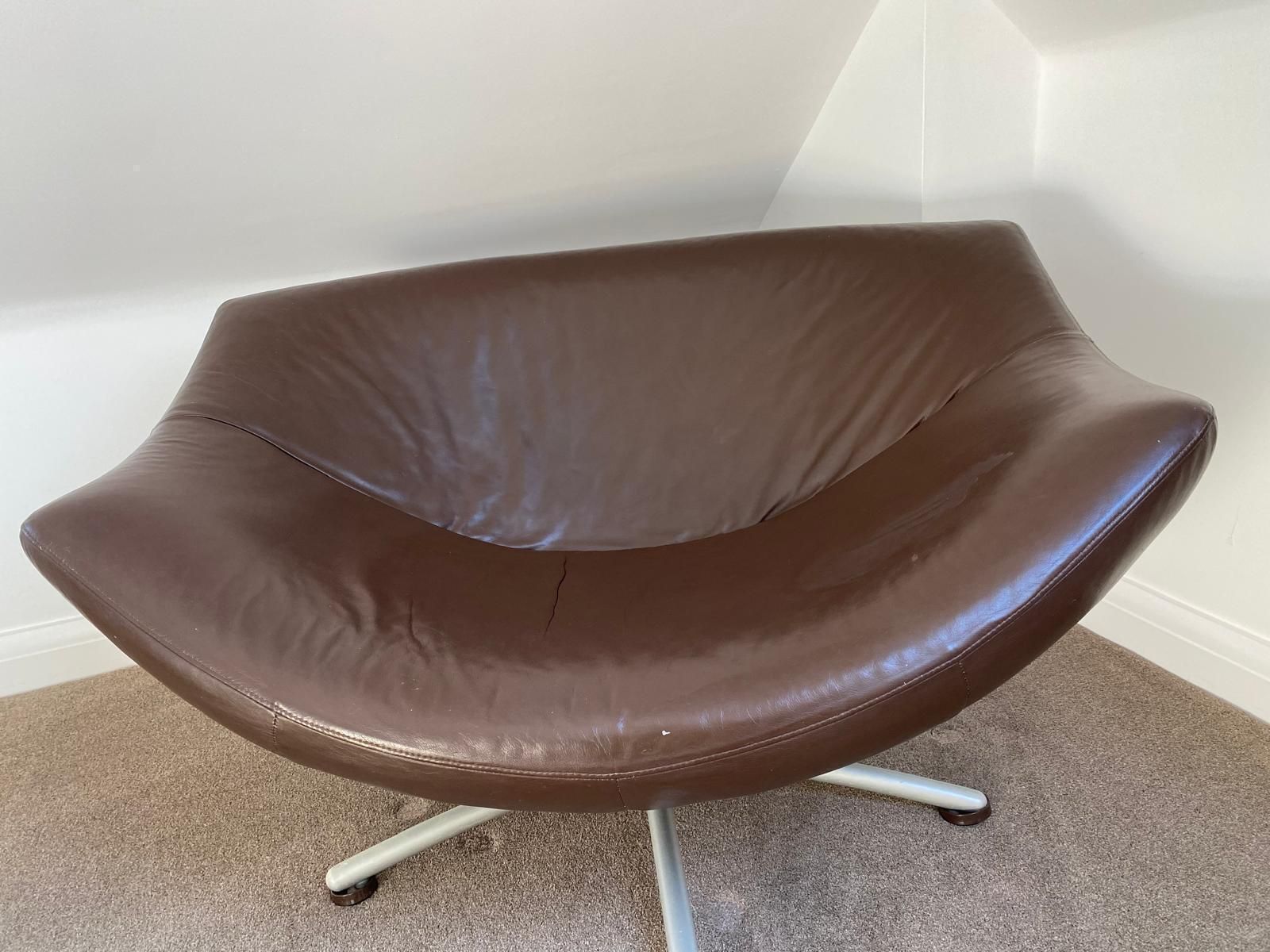 Gerard Van Den Berg “Gigi” Leather Swivel Chair From Heals. photo 600.0