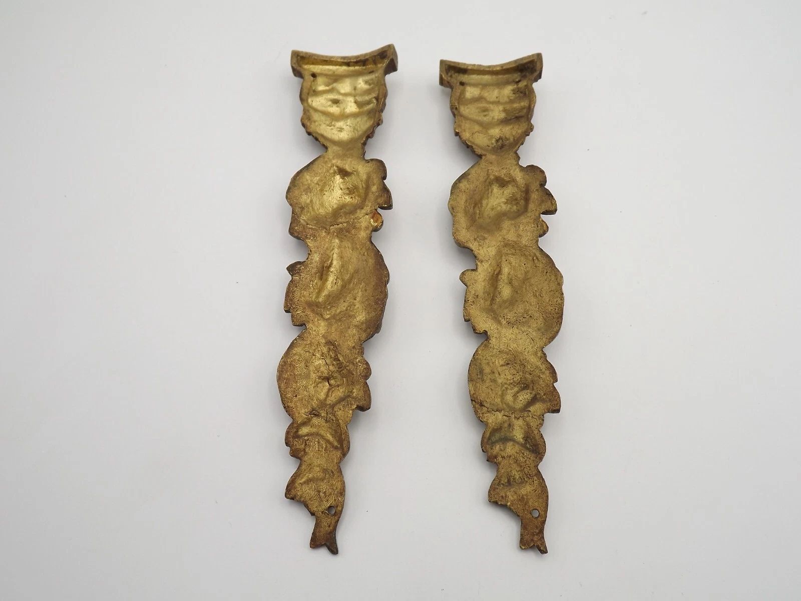 Paire d'appliques de mobilier d'époque en bronze français, décor floral et feuillage photo buy