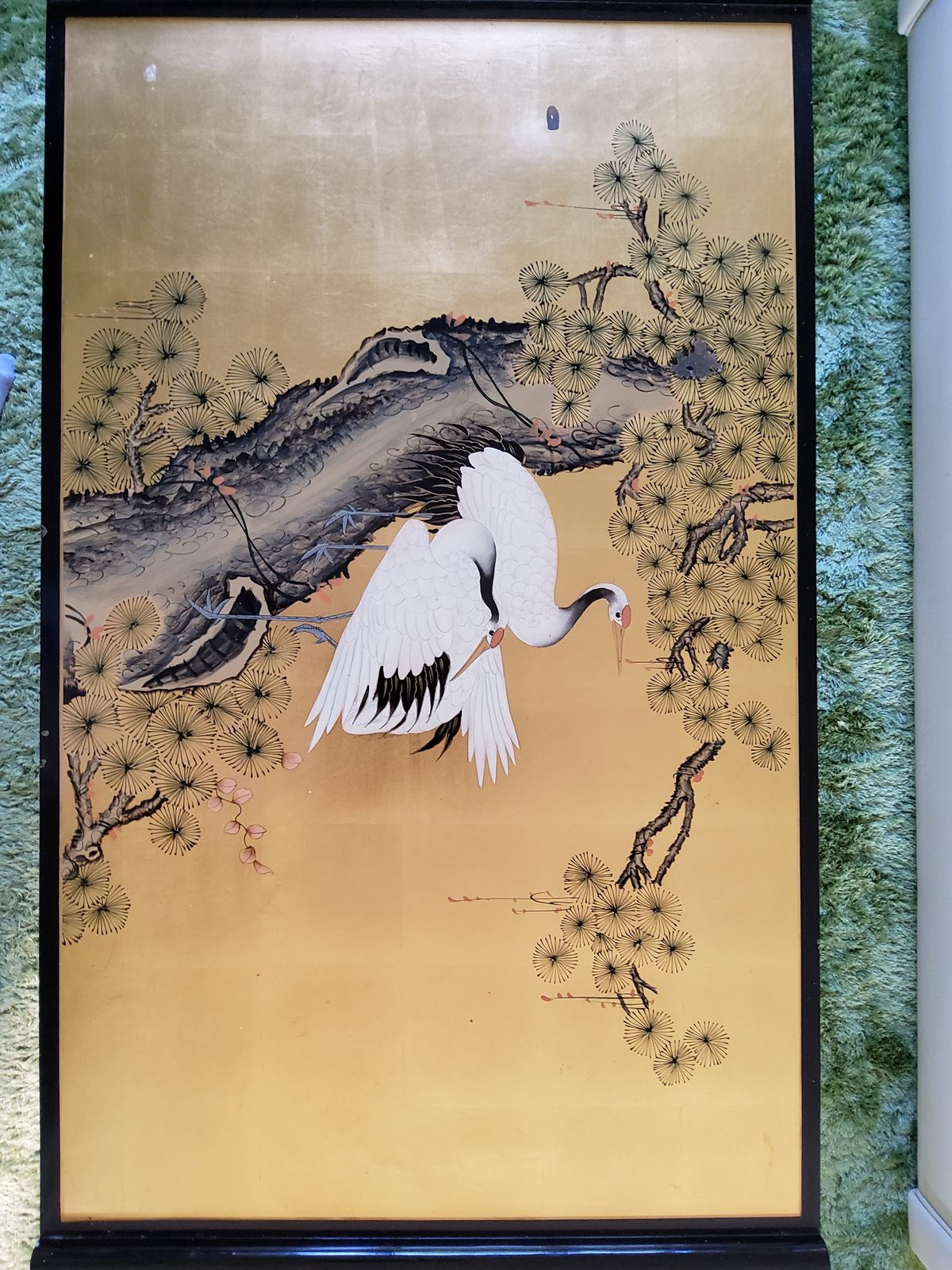 photo furniture Chinoiserie Gold And Black Lacquered Table With Crane Motifs