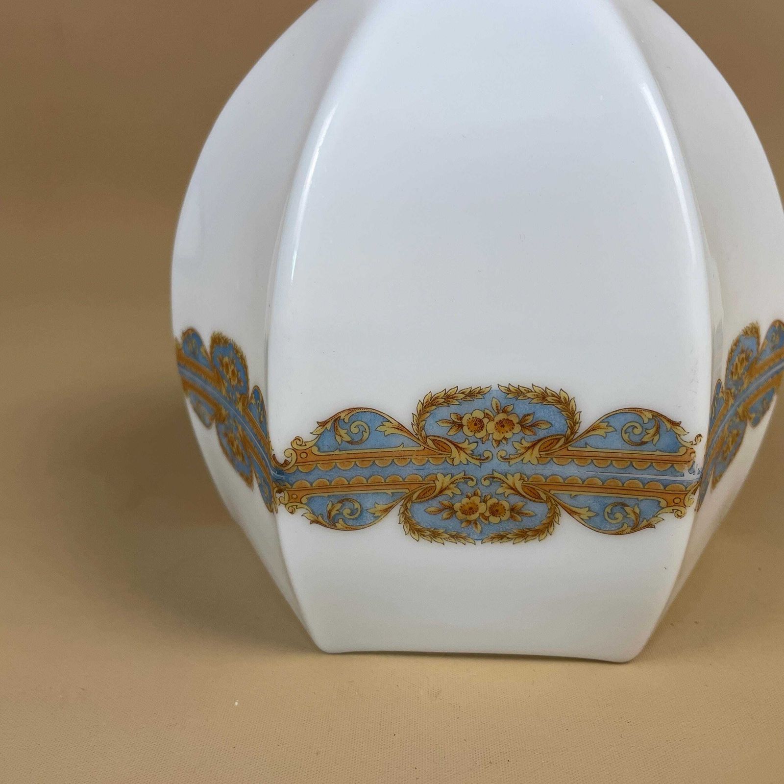Vintage Glass Ceiling Light Shade White Pendant Stain Glass Tiffany Style Art Deco Blue Patterned Band Ribbon Lampshade Antique Lamp photo Lighting