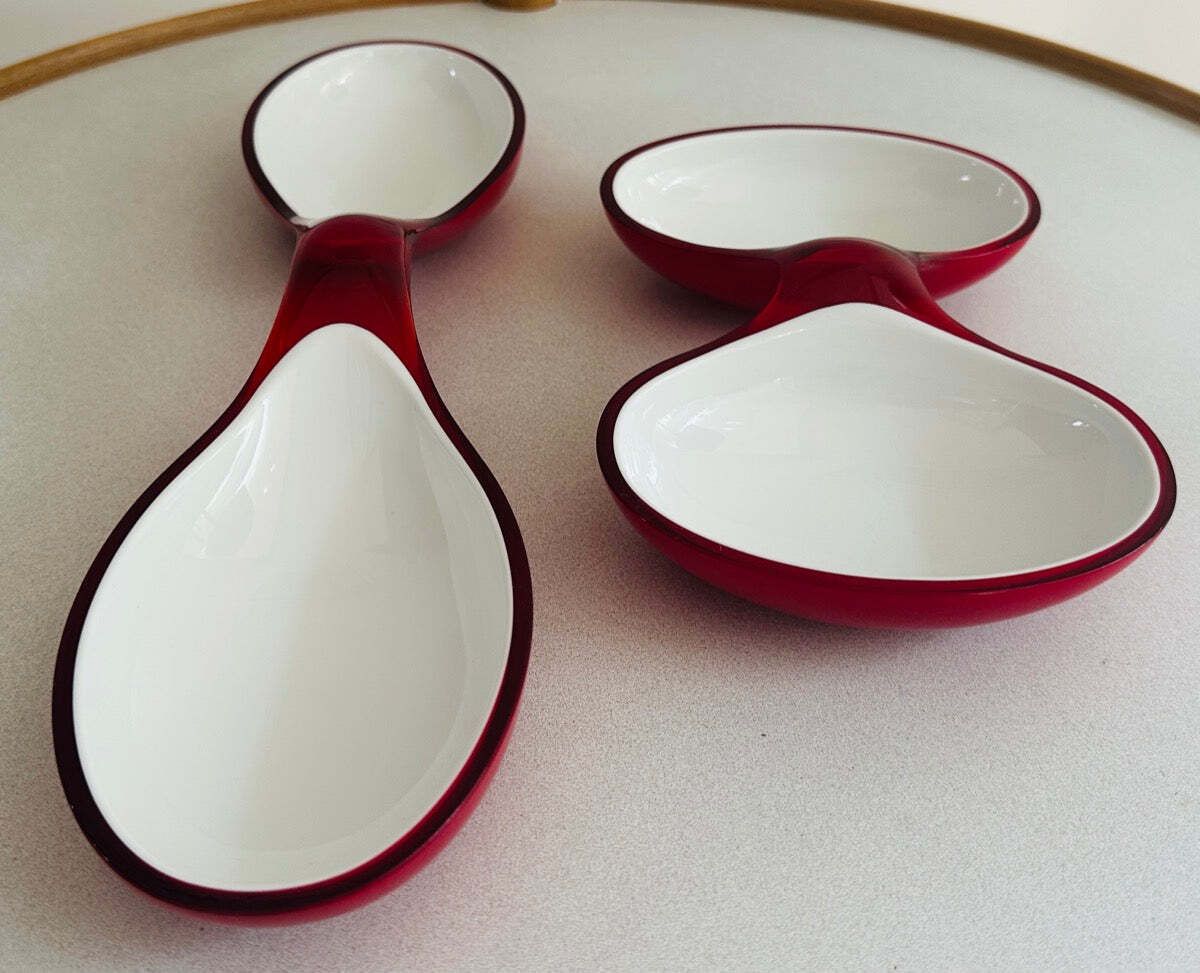 photo furniture 1980s Italian Guzzini Lab Interlocking Plastic Red & White Platter Dishes Inc Original Box