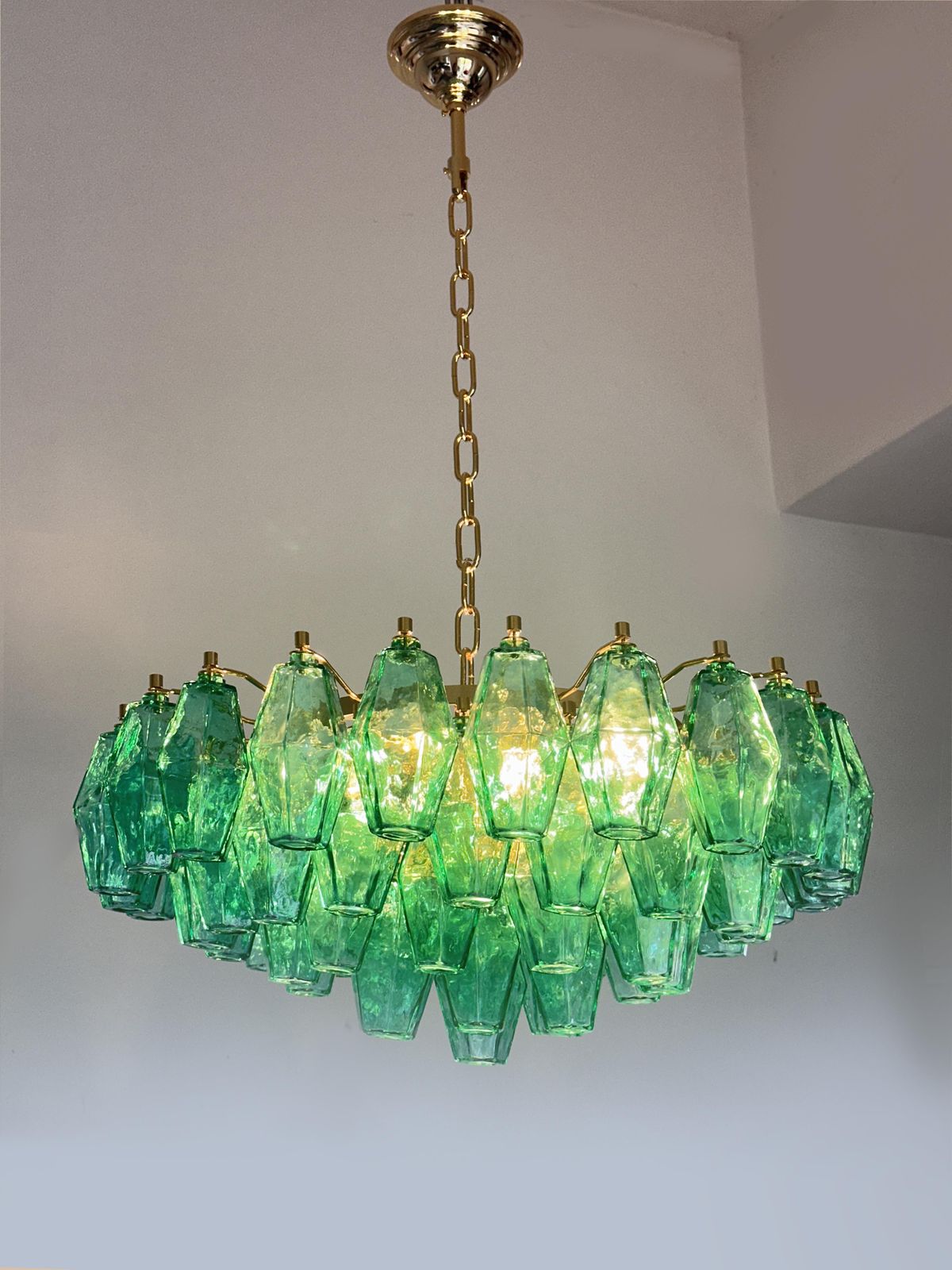 Contemporary Green “Poliedri” Murano Glass Gold Chandelier In Venini Style photo for sale