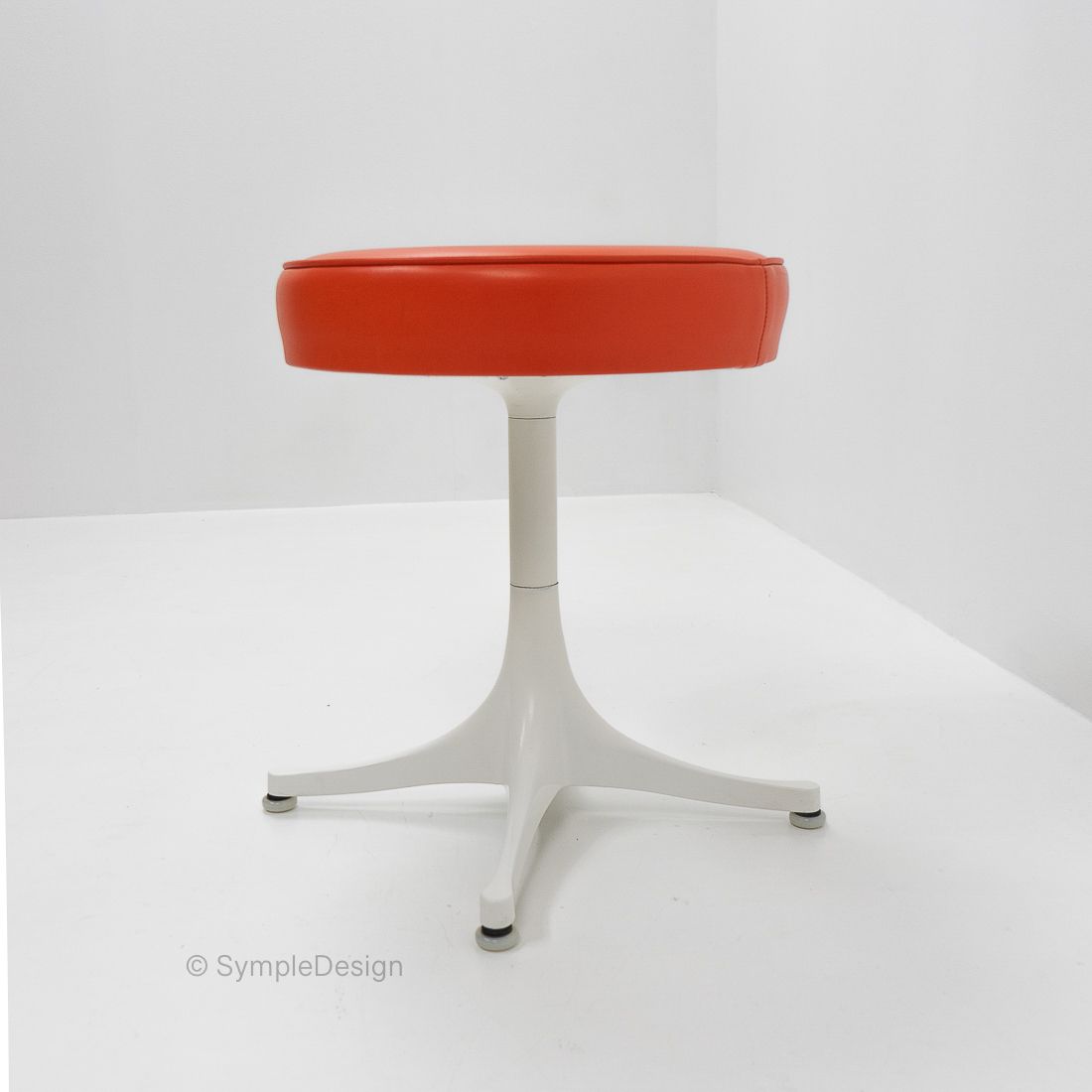 George Nelson Swivel Pedestal Stool For Herman Miller, 1970s (3) photo for sale