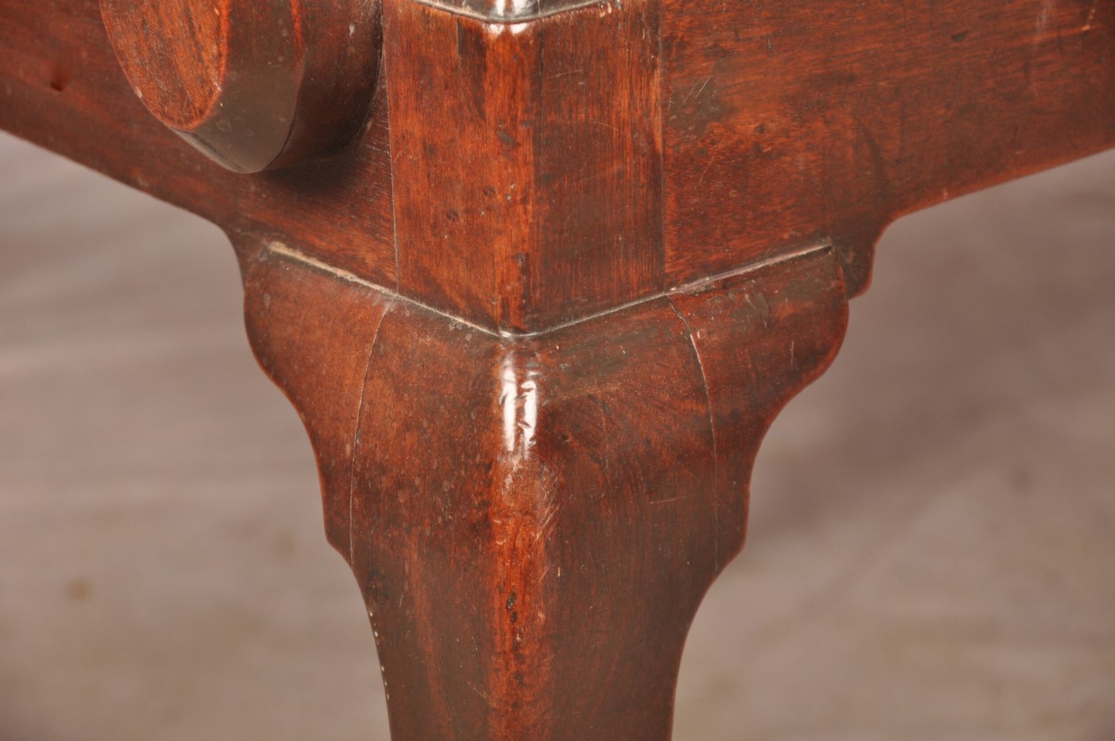 3600.0 Fine 18th Century Irish Mahogany Armchair photo