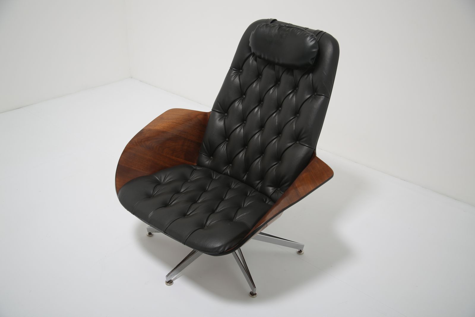 photo buy George Mulhauser For Plycraft: Iconic 'Mr. Chair' Lounge Chair In Sculpted Walnut & Black Leather, USA, 1960s