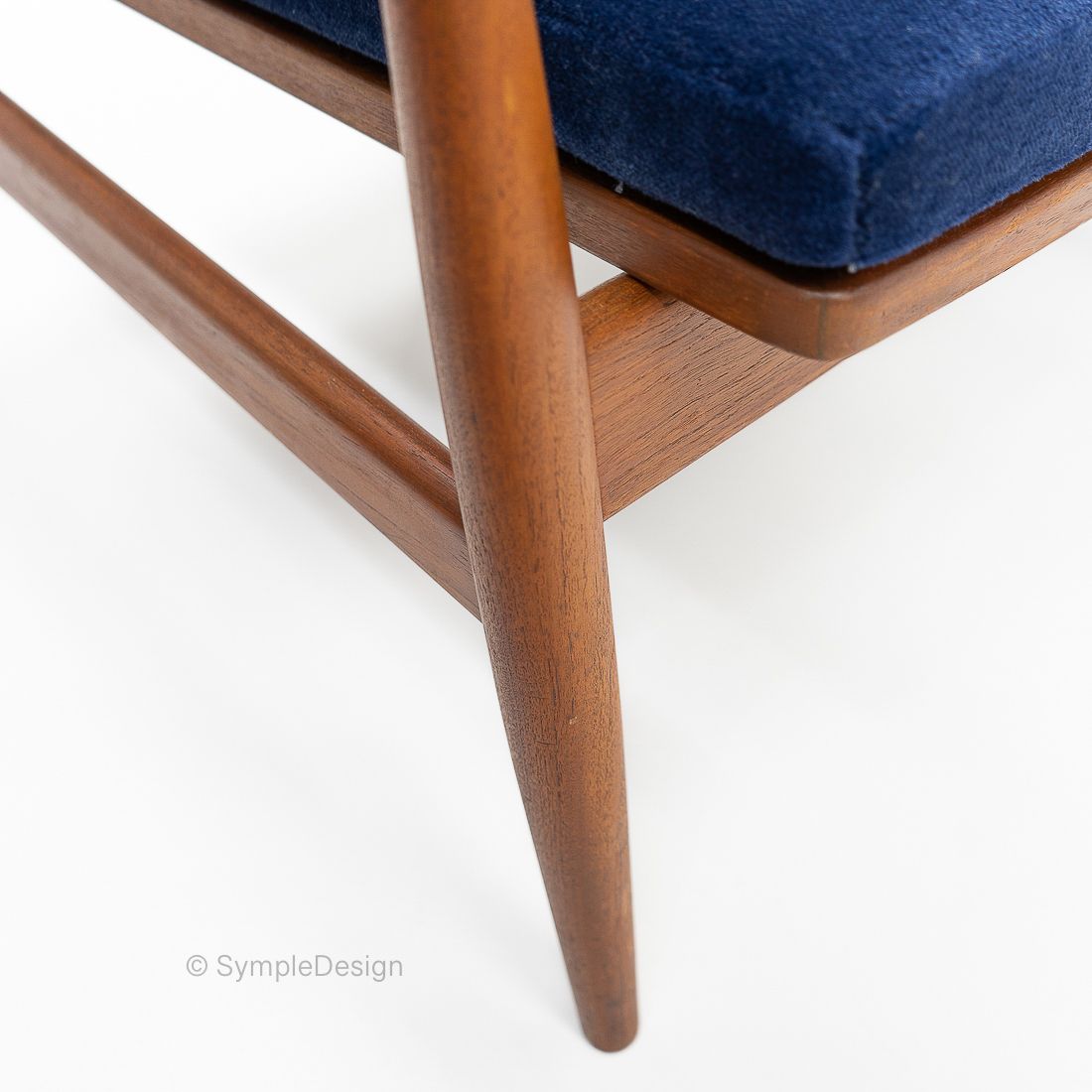 photo furniture Finn Juhl “Spade” Armchair, France And Daverkosen, 1950s