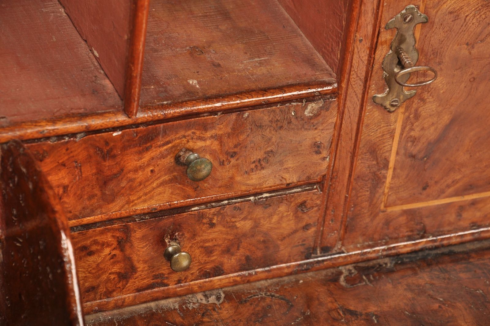 Exceptional Early 18th Century Burr Elm Bureau photo buy