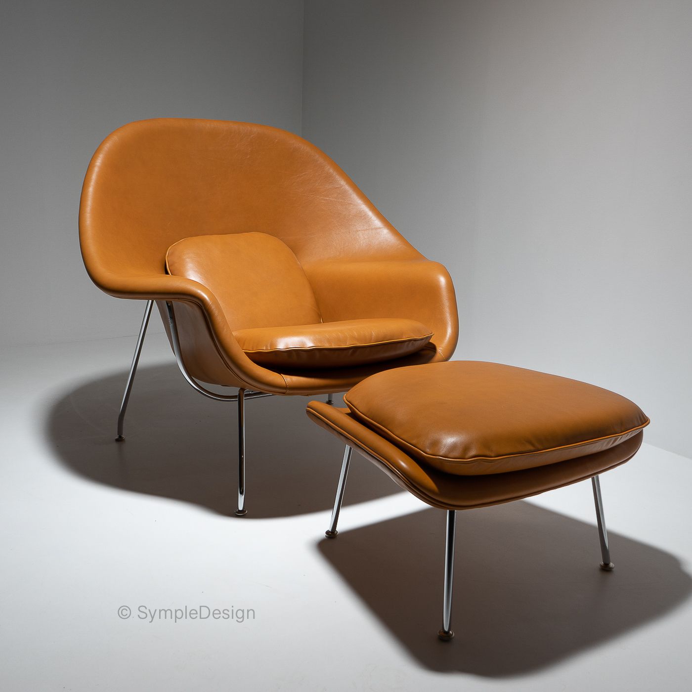 Womb Chair And Ottoman By Eero Saarinen For Knoll, 2000s photo buy