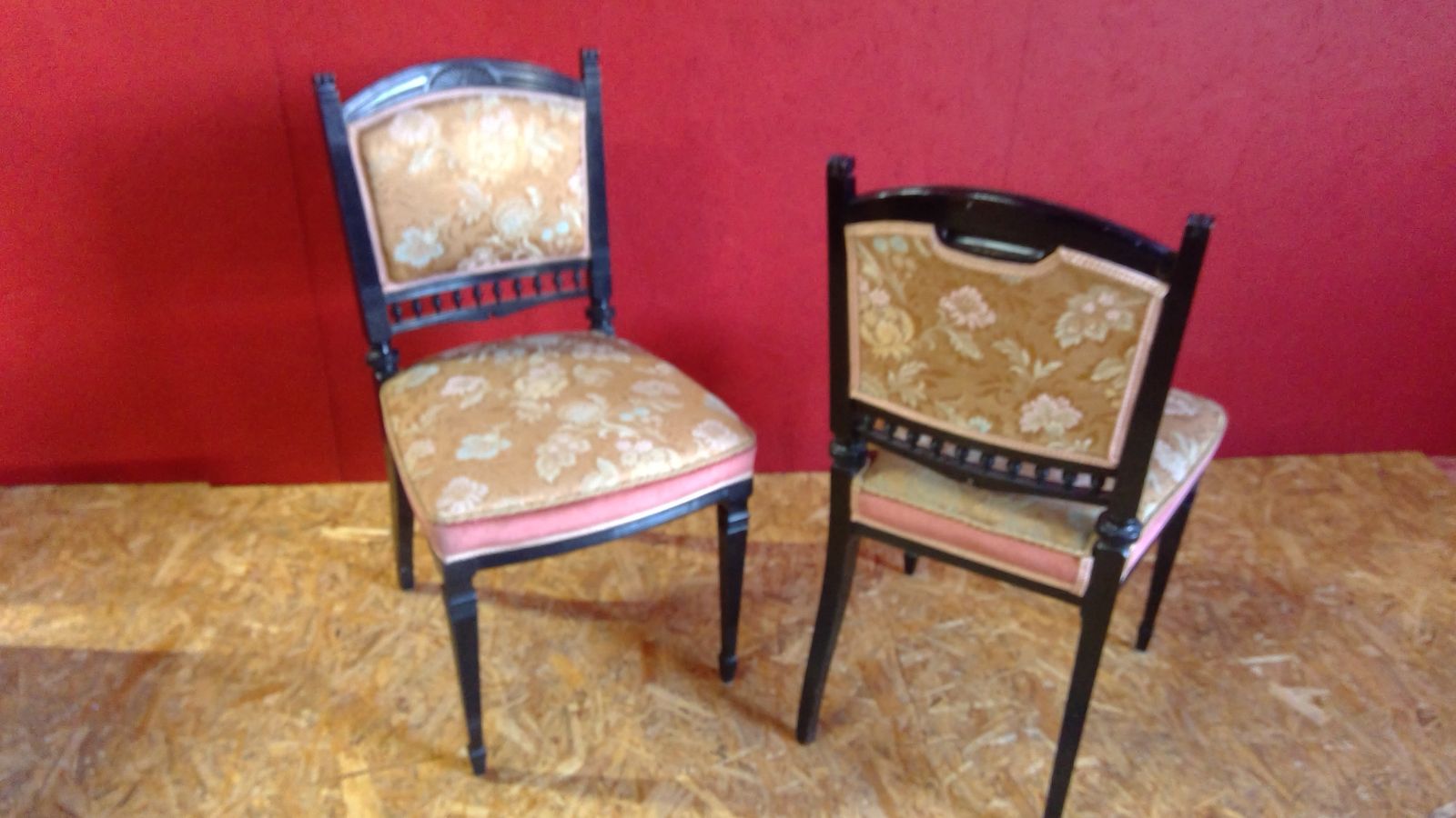 A Pair Of Aesthetic Period Ebonised Salon Chairs By Lamb Of Manchester photo 450.0