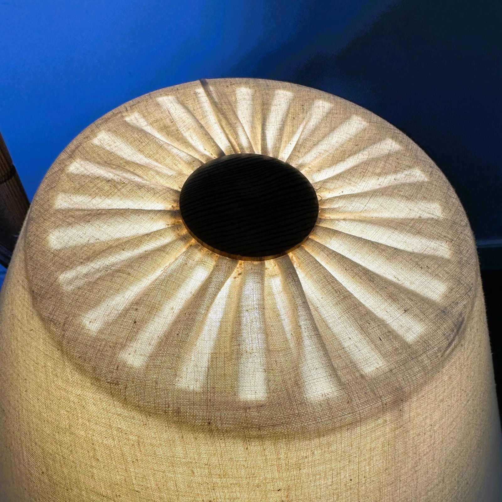 Scandinavische Grenen Vloerlamp Met Verstelbare Arm En Linnen Kap, Jaren 1970 photo furniture