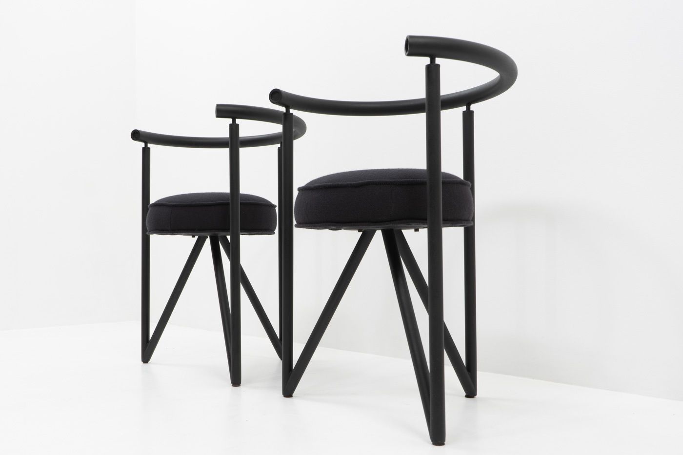 Philippe Starck Miss Dorn Chair For Disform, 1980s photo Furniture