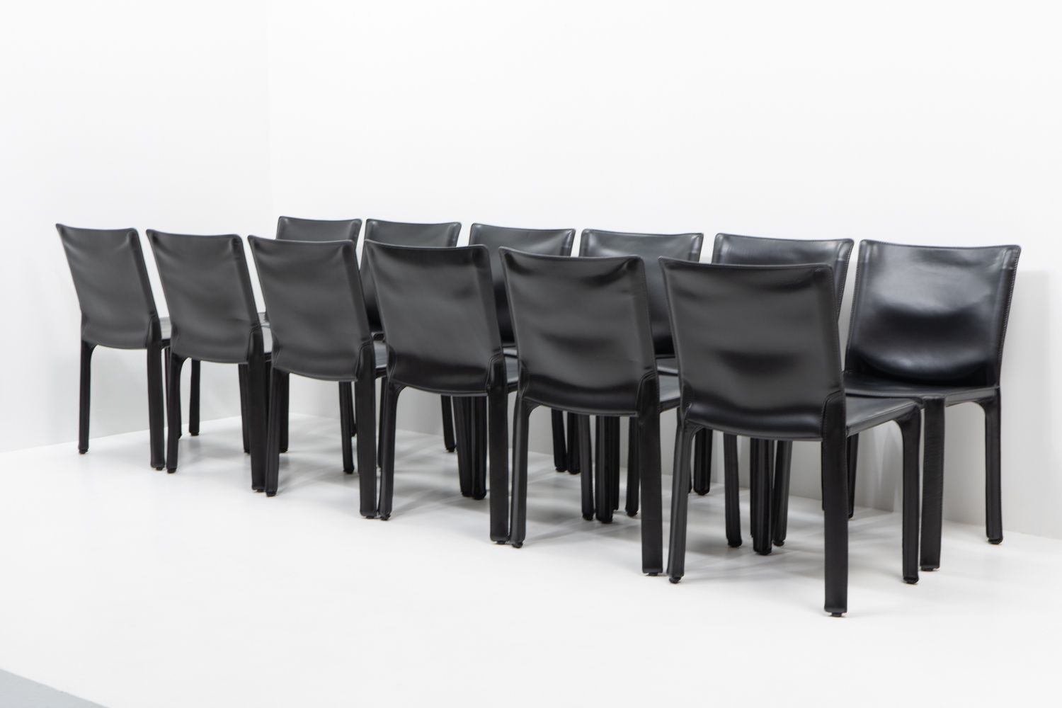 Mario Bellini For Cassina Cab 412, Set Of 12, 1990s photo vinterior