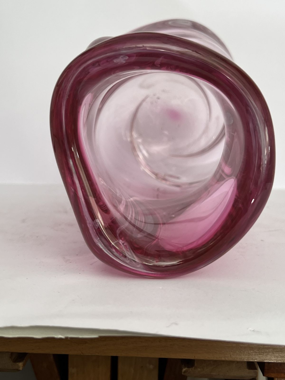 Large Murano Sommerso Swirl Vase – Cranberry/Pink &Clear Glass, 1970s photo Home Decor