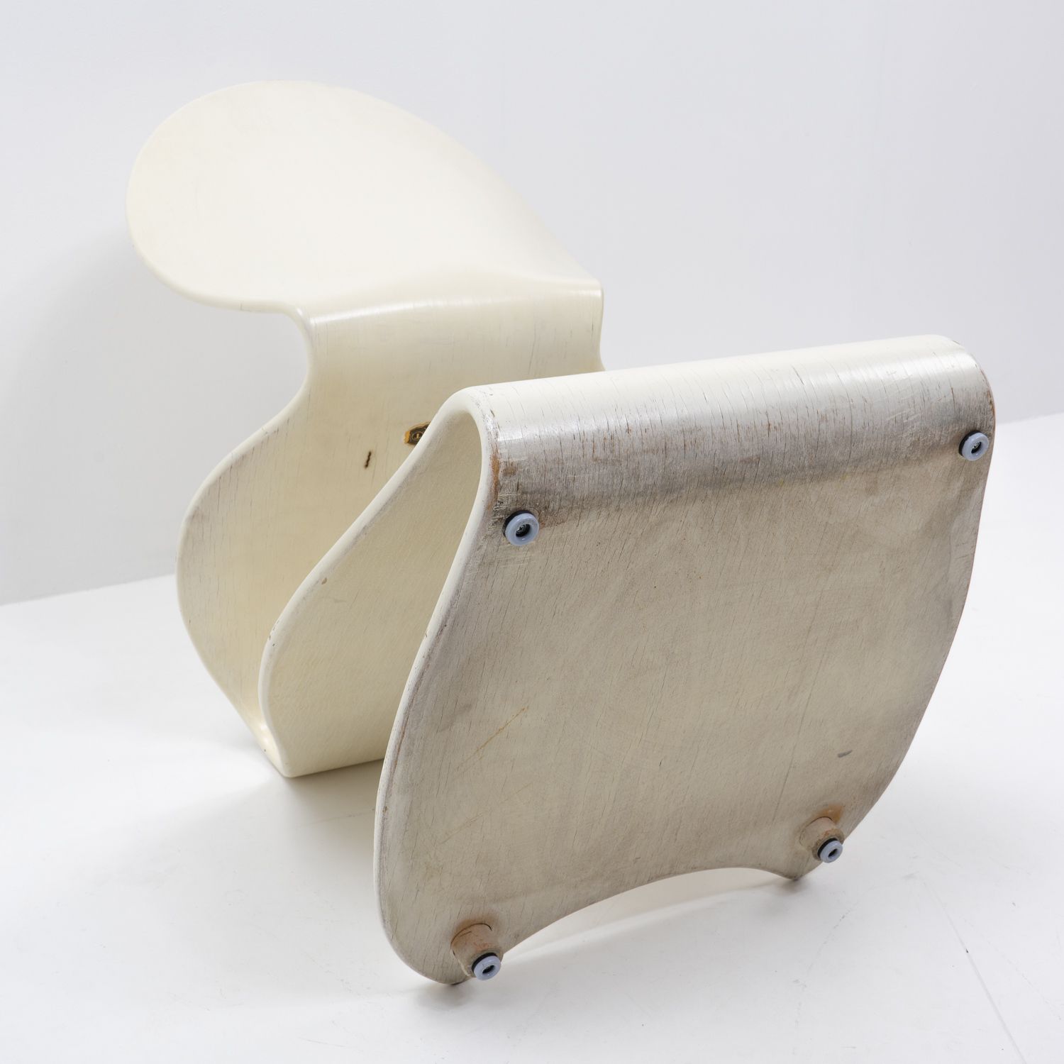 photo buy Verner Panton, S Chair Model 276 For Thonet, 1965
