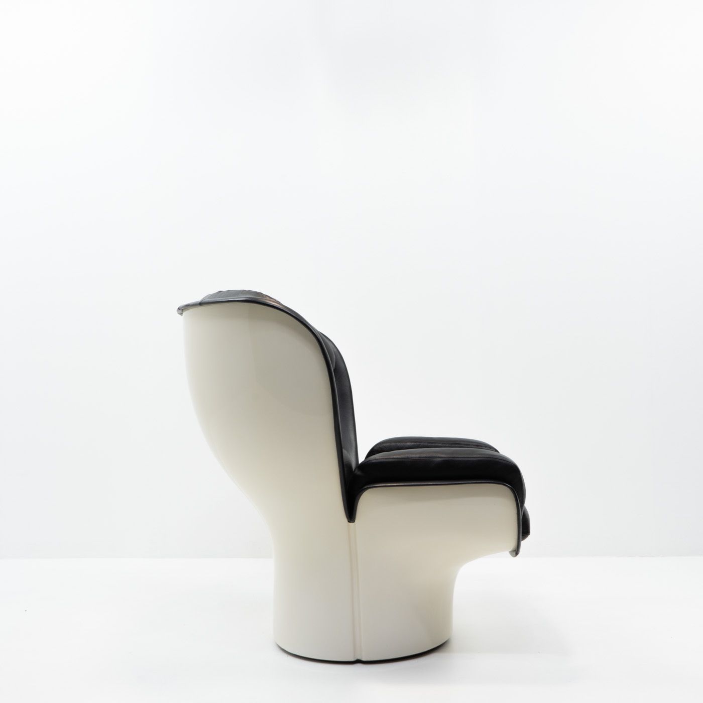 photo furniture Elda Lounge Chair By Joe Colombo, 1970s Italy
