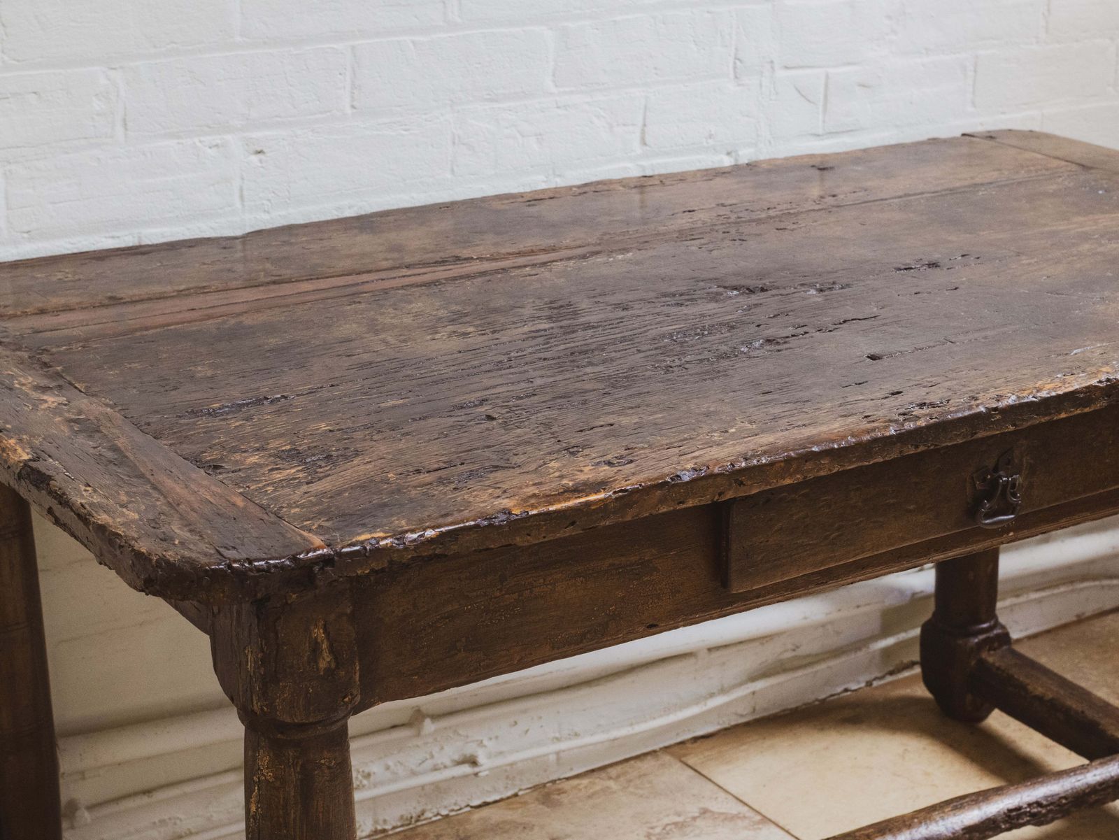 2995.0 Antique 17th Century Franco Flemish Walnut Refectory Table photo