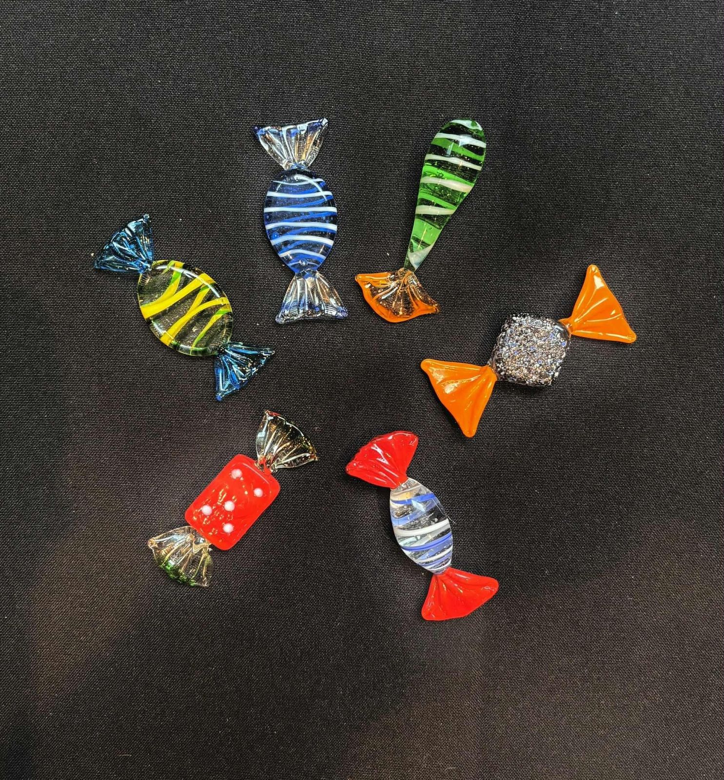 Murano Glazen Messenleggers: Retro Snoepjes Design, Set Van 6 photo for sale
