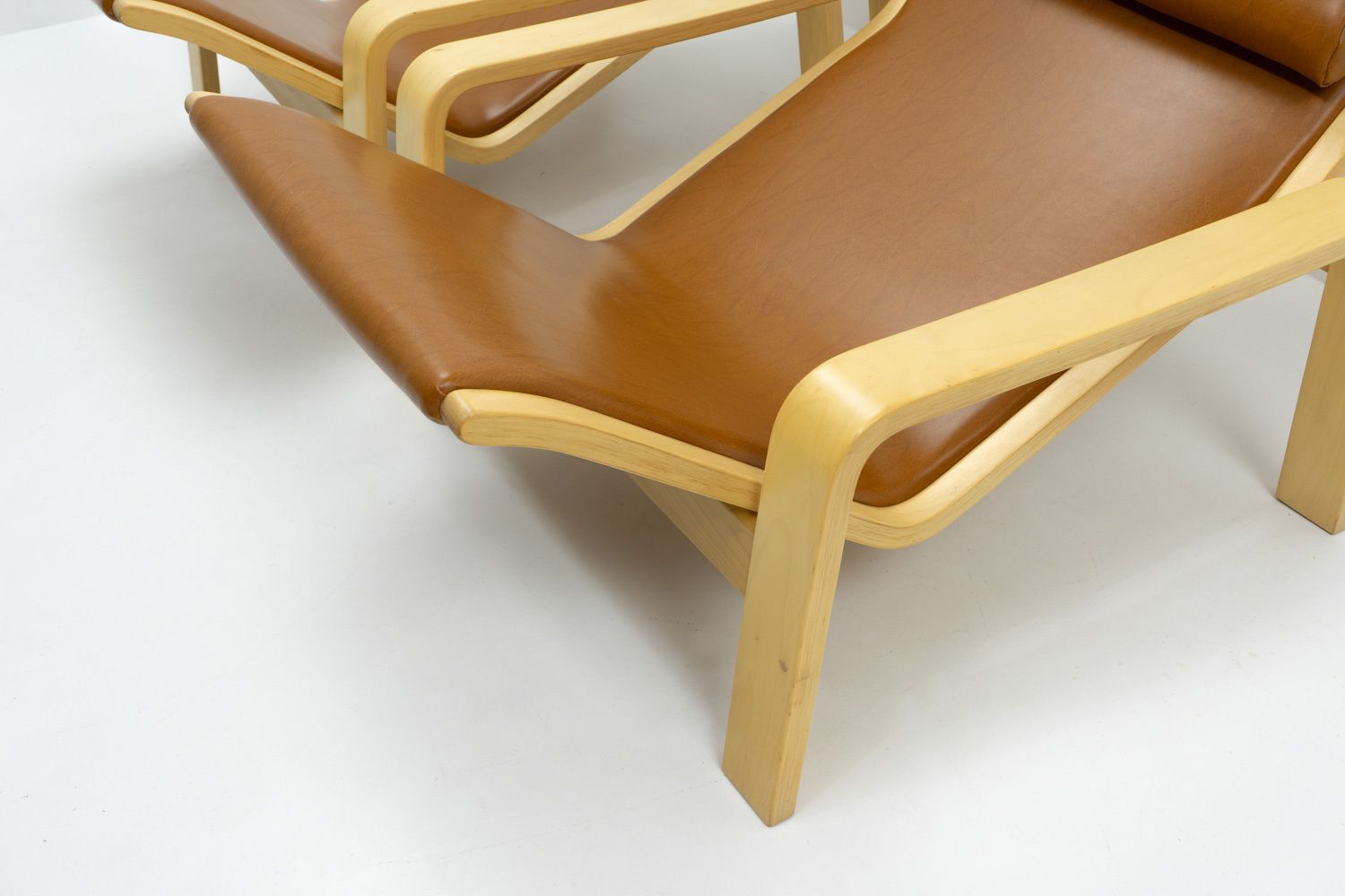 photo buy Pulkka Lounge Chairs By Ilmari Laippainen For Asko,
