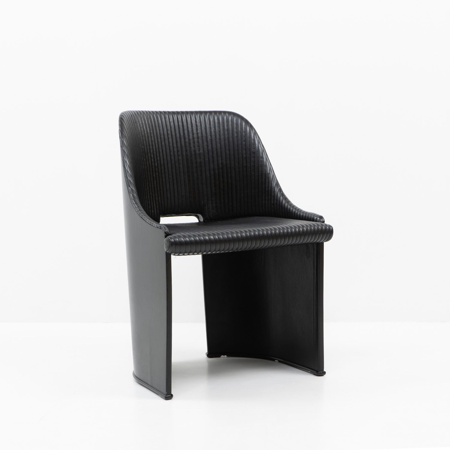 Artona 8551 Side Chair By Afra And Tobia Scarpa For Maxalto – 1980s photo furniture