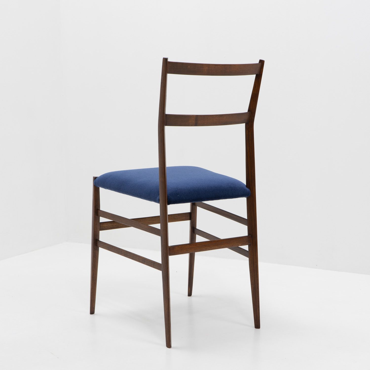 Gio Ponti, Superleggera Chair For Cassina, 1960s photo for sale