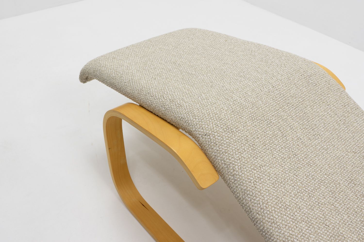 Marcel Breuer Chaise Longue “Isokon” 1970s   Knoll Int photo vintage