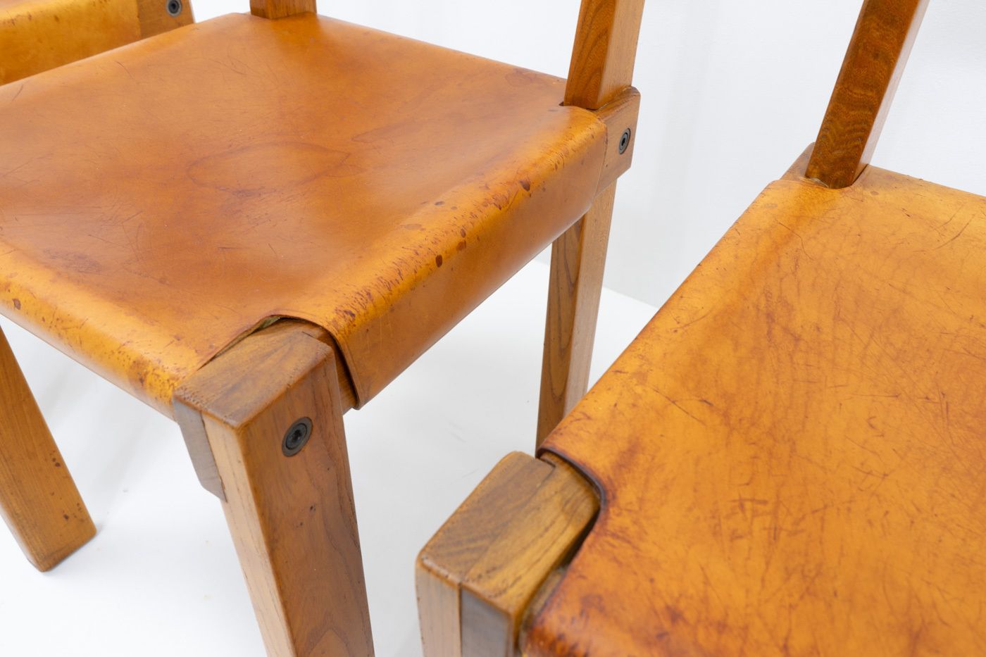 photo furniture Original Pierre Chapo S24 Chairs France 1970s  Set Of 4