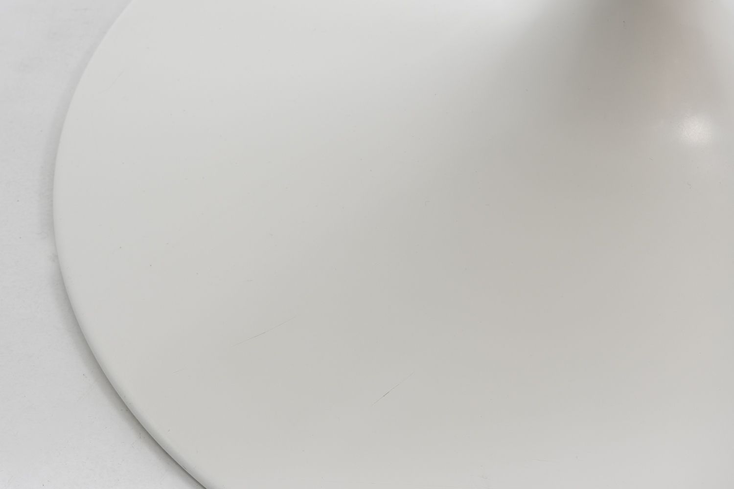 4300.0 Saarinen Round Marble Dining Table For Knoll, 1970s photo