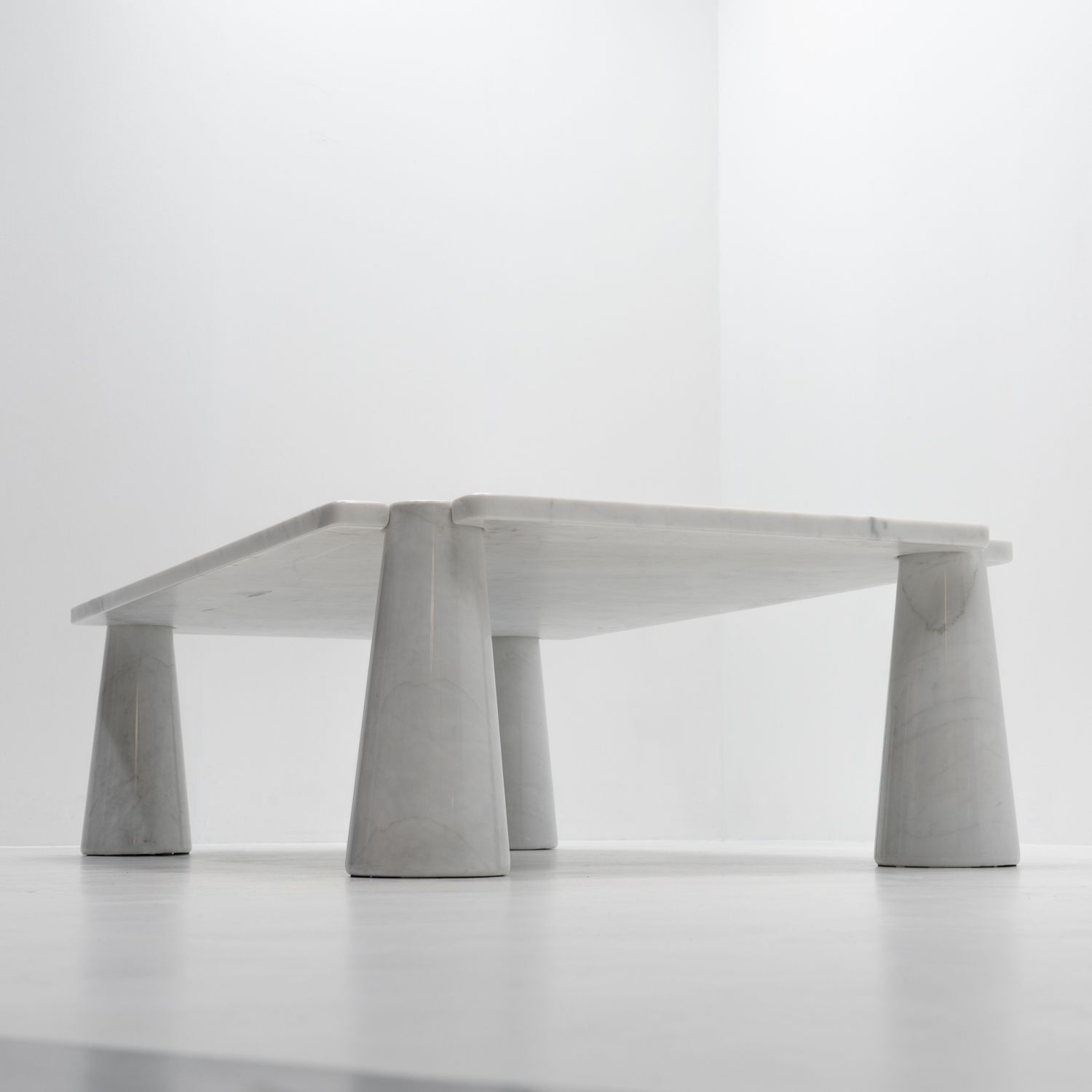 photo furniture Italian Design Classic: Angelo Mangiarotti, Eros Marble Coffee Table, 1970s