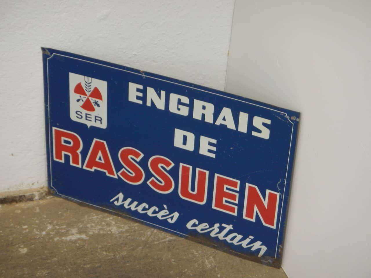 Rassuen License Plate, France, 1950 photo furniture