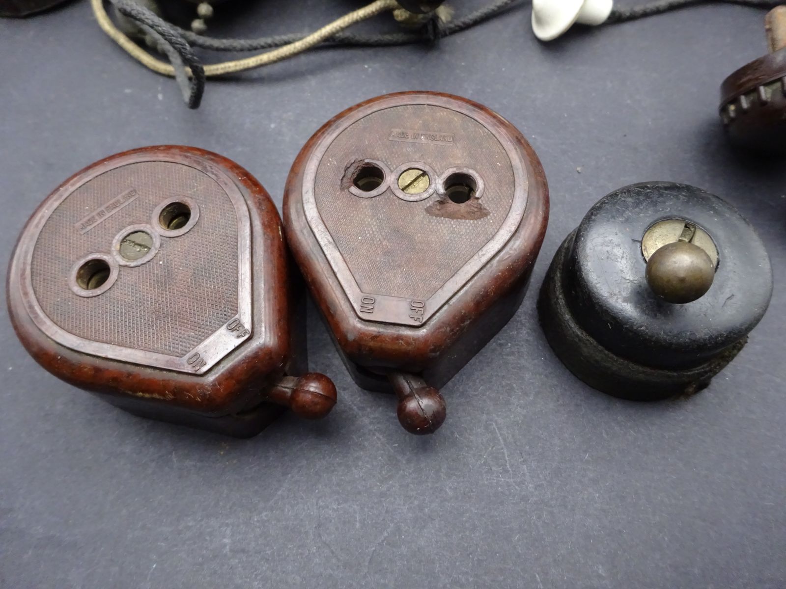Collection Of Bakelite/Plastic Switches And Plugs For Restoration/Rewire photo vinterior